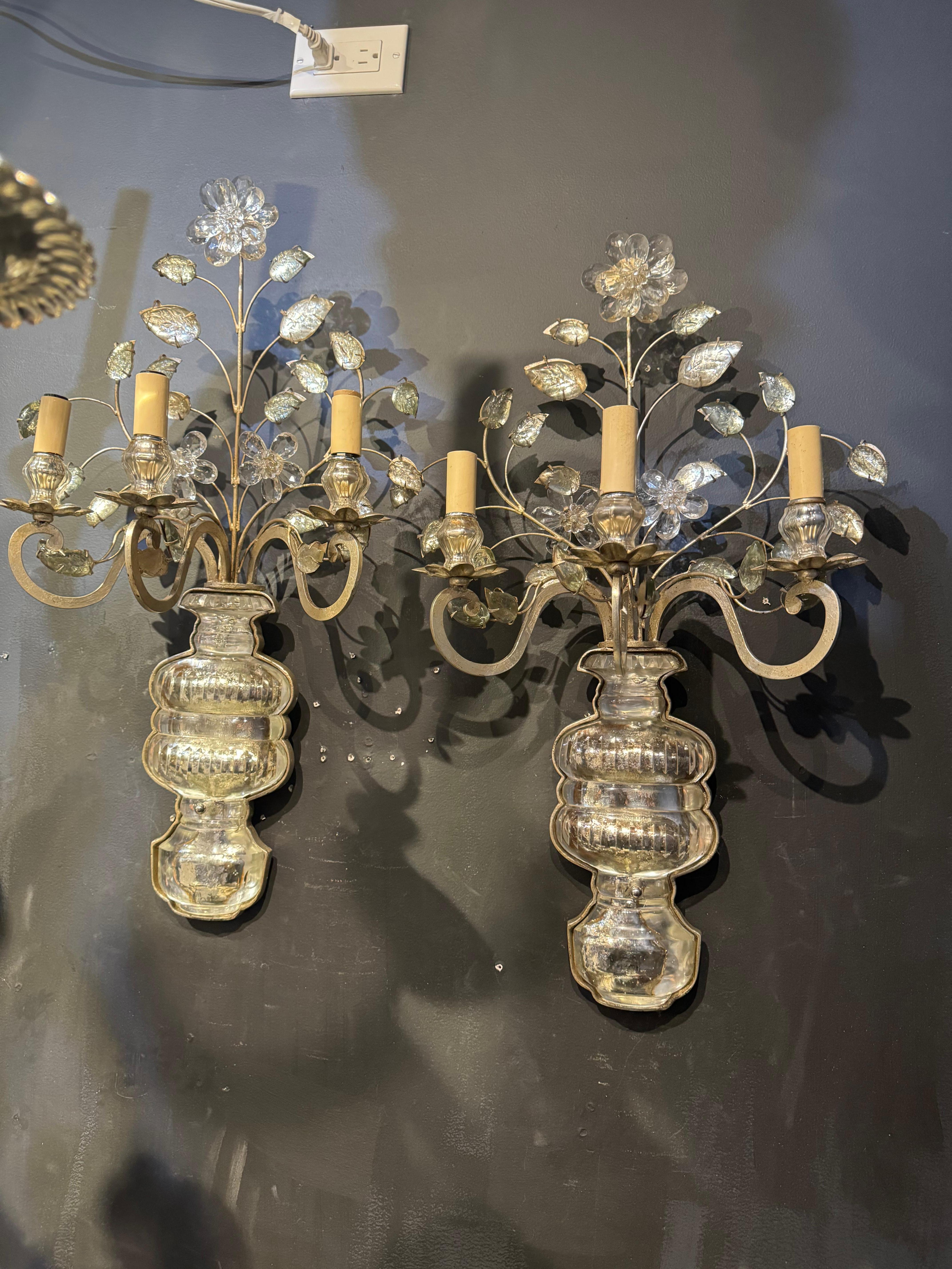Stile provenzale 1930 Bagues francese, applique in foglia d'argento con 3 luci in vendita