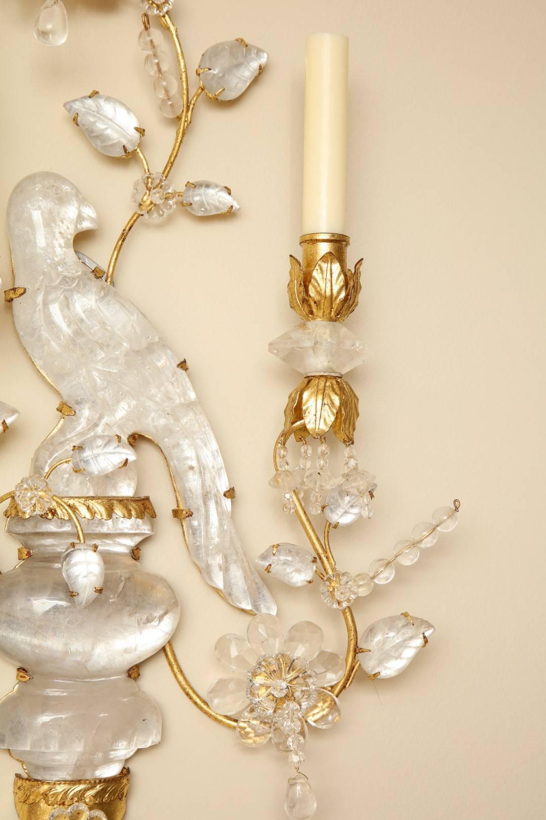 Paire d'appliques à deux lumières en cristal de roche de style Bagues en vente 4