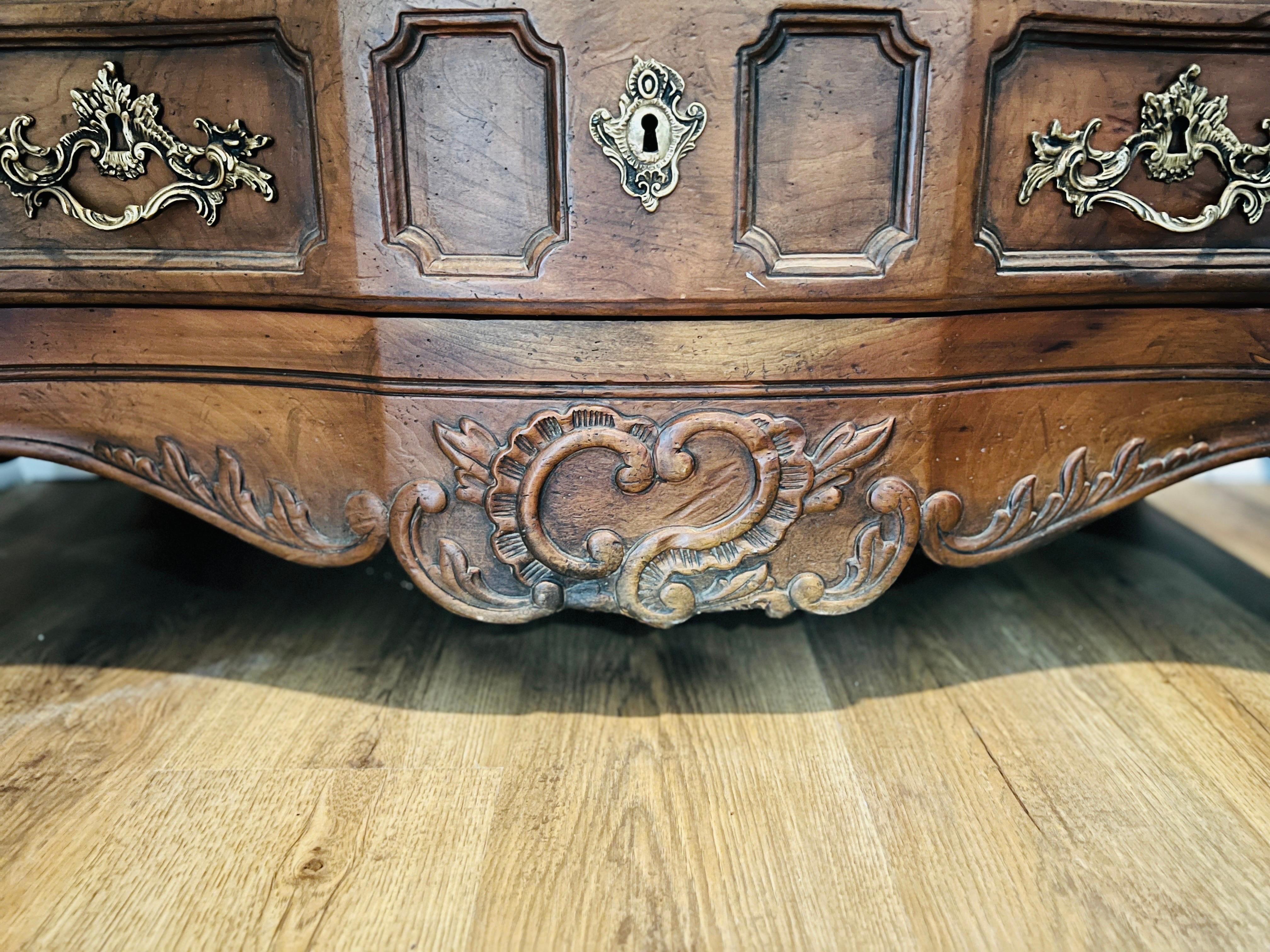 Pair, Baker Collector’s Edition French Country Style 3 Drawer Commode In Good Condition For Sale In Atlanta, GA