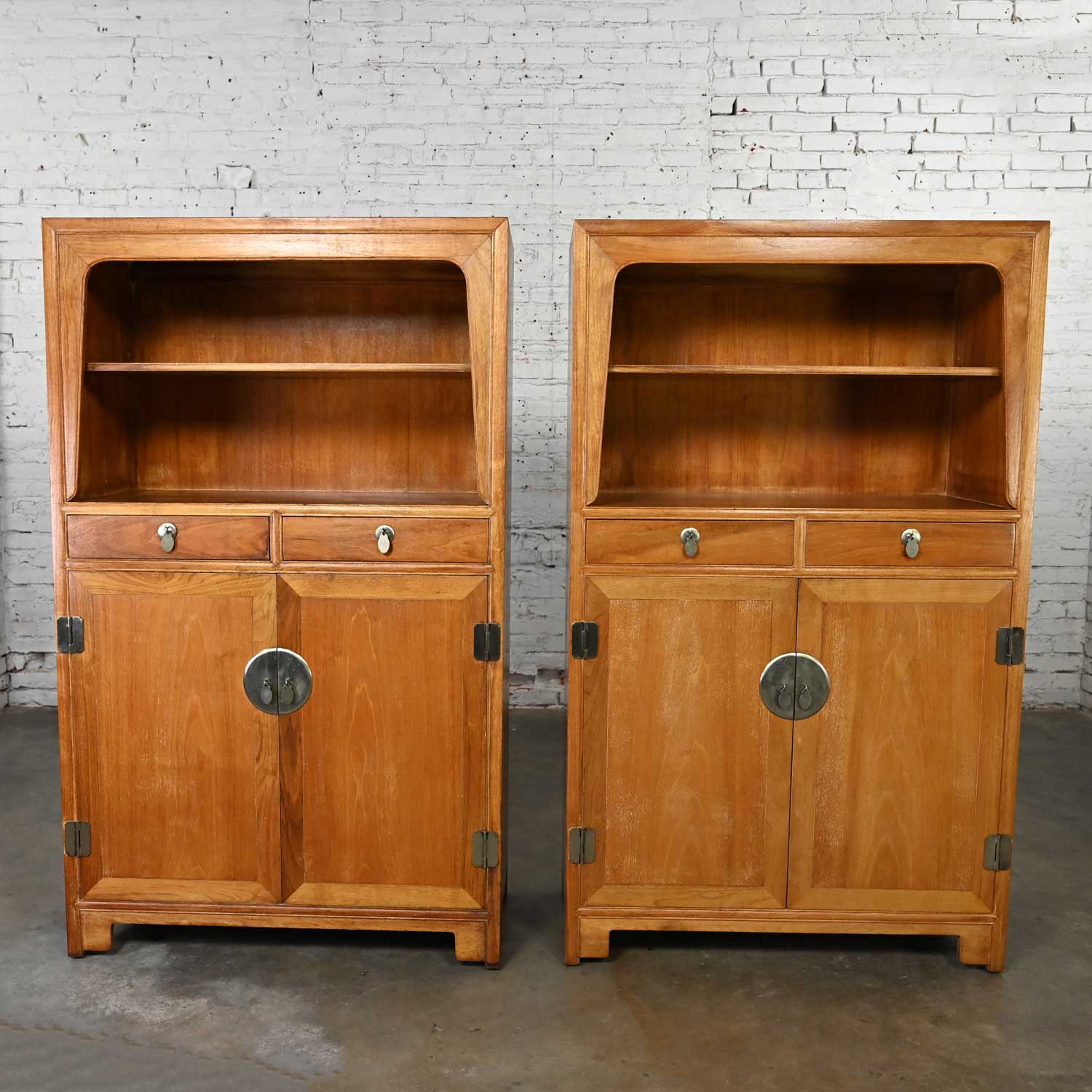 Chinoiserie Pair Baker Far East Collection Michael Taylor Natural Elmwood Colonnade Cabinets For Sale
