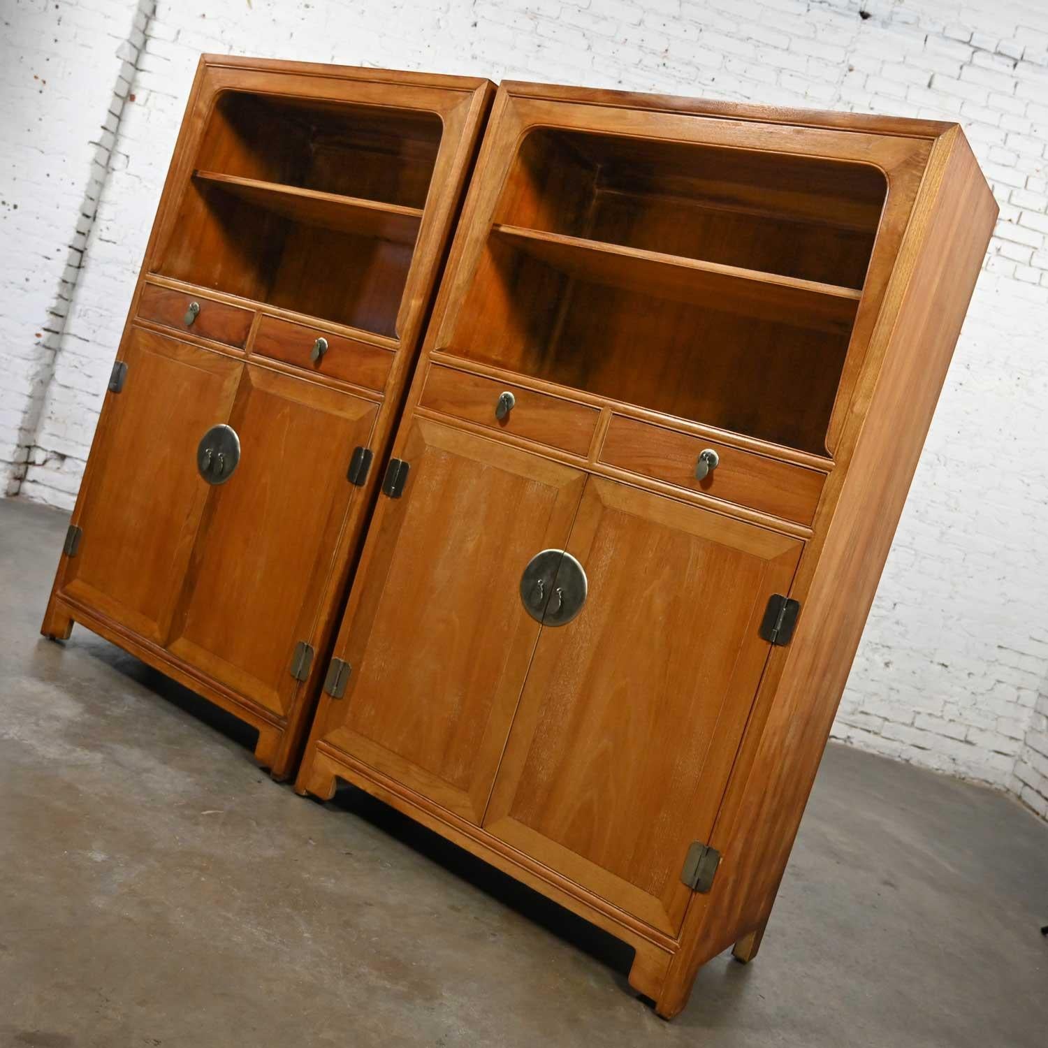 20th Century Pair Baker Far East Collection Michael Taylor Natural Elmwood Colonnade Cabinets For Sale