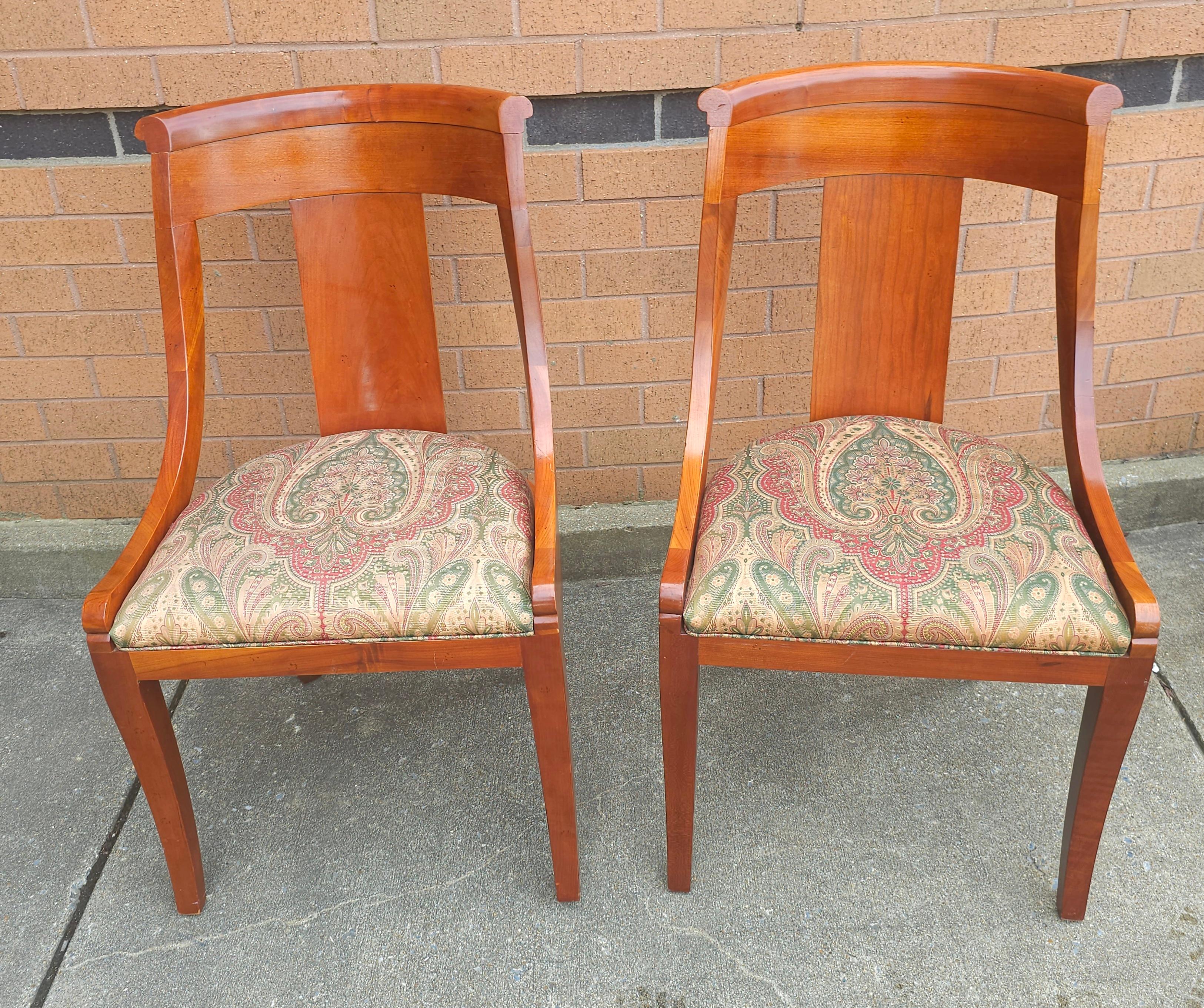 20th Century Pair Baker Furniture Beidermeir Klismos Style Cherry & Upholstered Dining Chairs For Sale