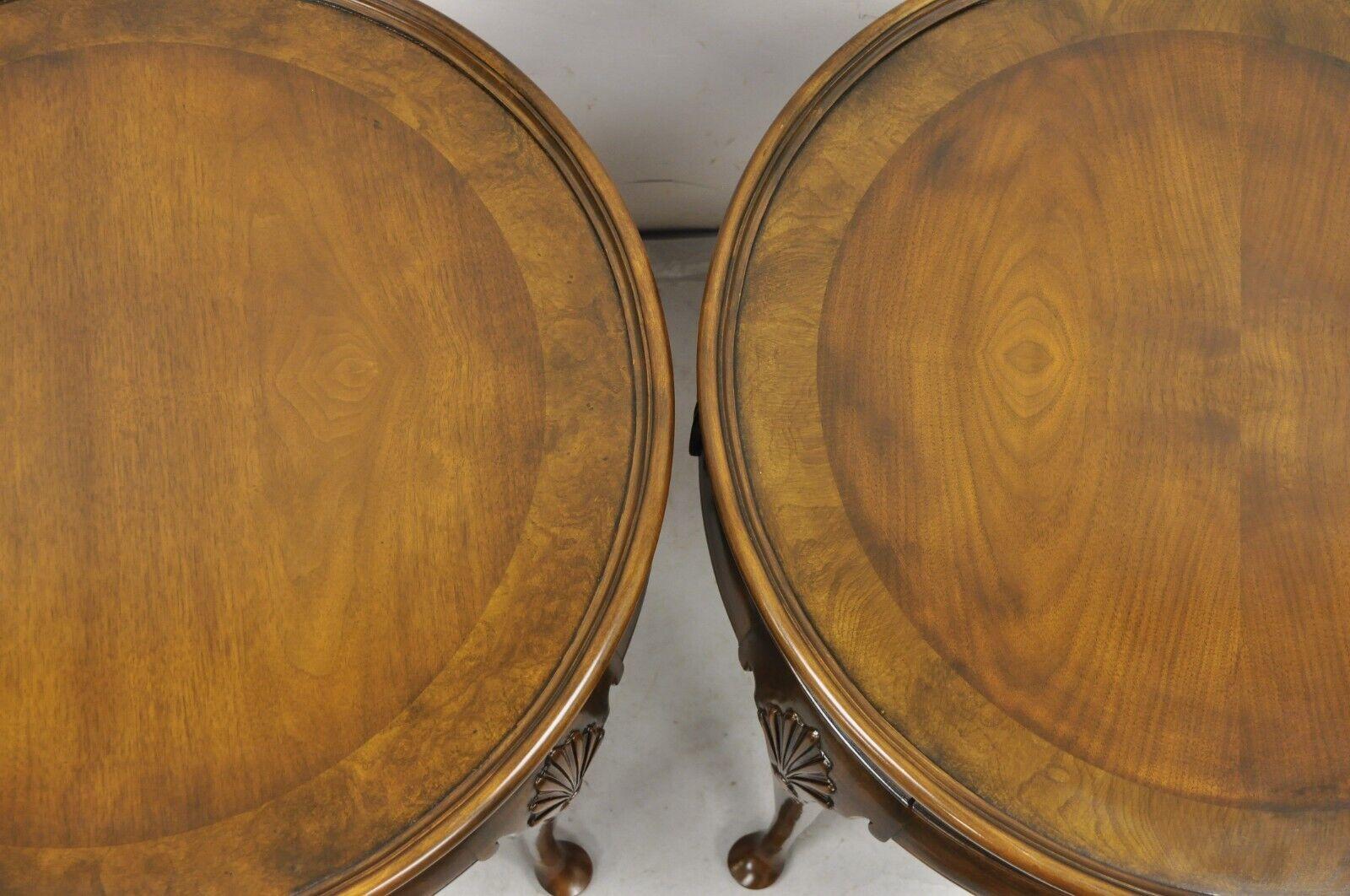 Pair Baker Furniture English Queen Anne Style Burl Walnut Round Side End Tables For Sale 2