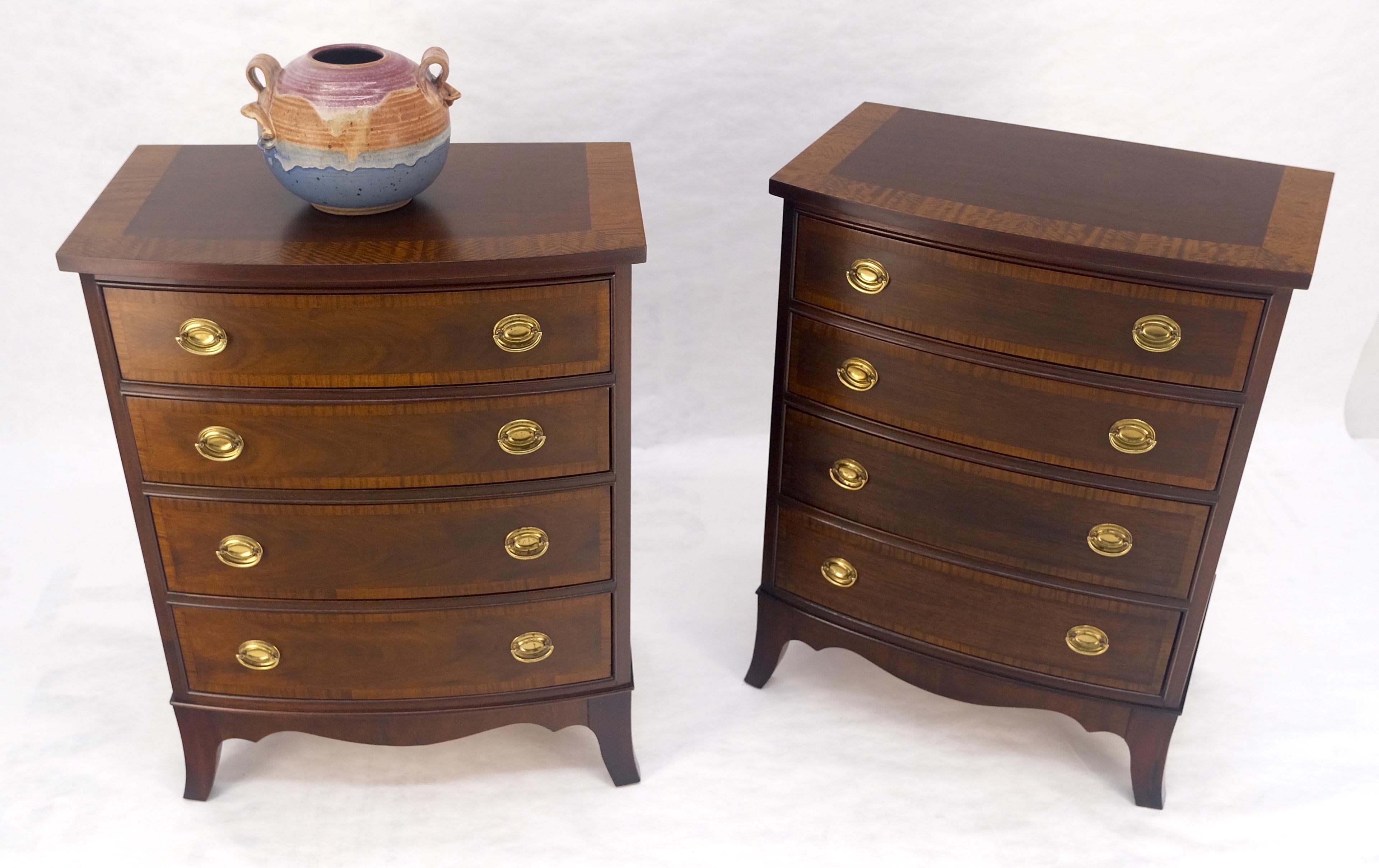 Coppia di cassetti a fascia con 4 cassetti alti 31