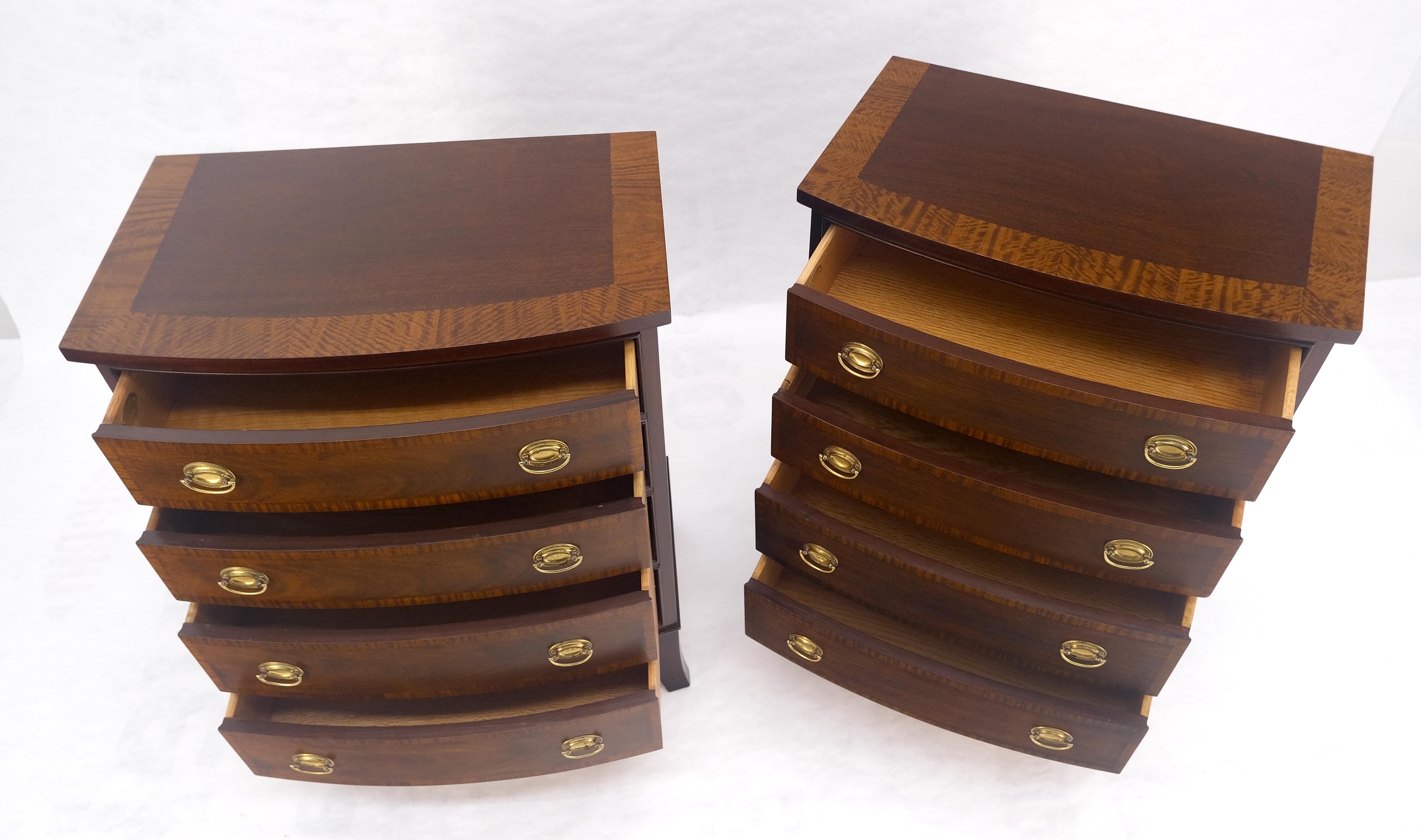 Coppia di cassetti a fascia con 4 cassetti alti 31