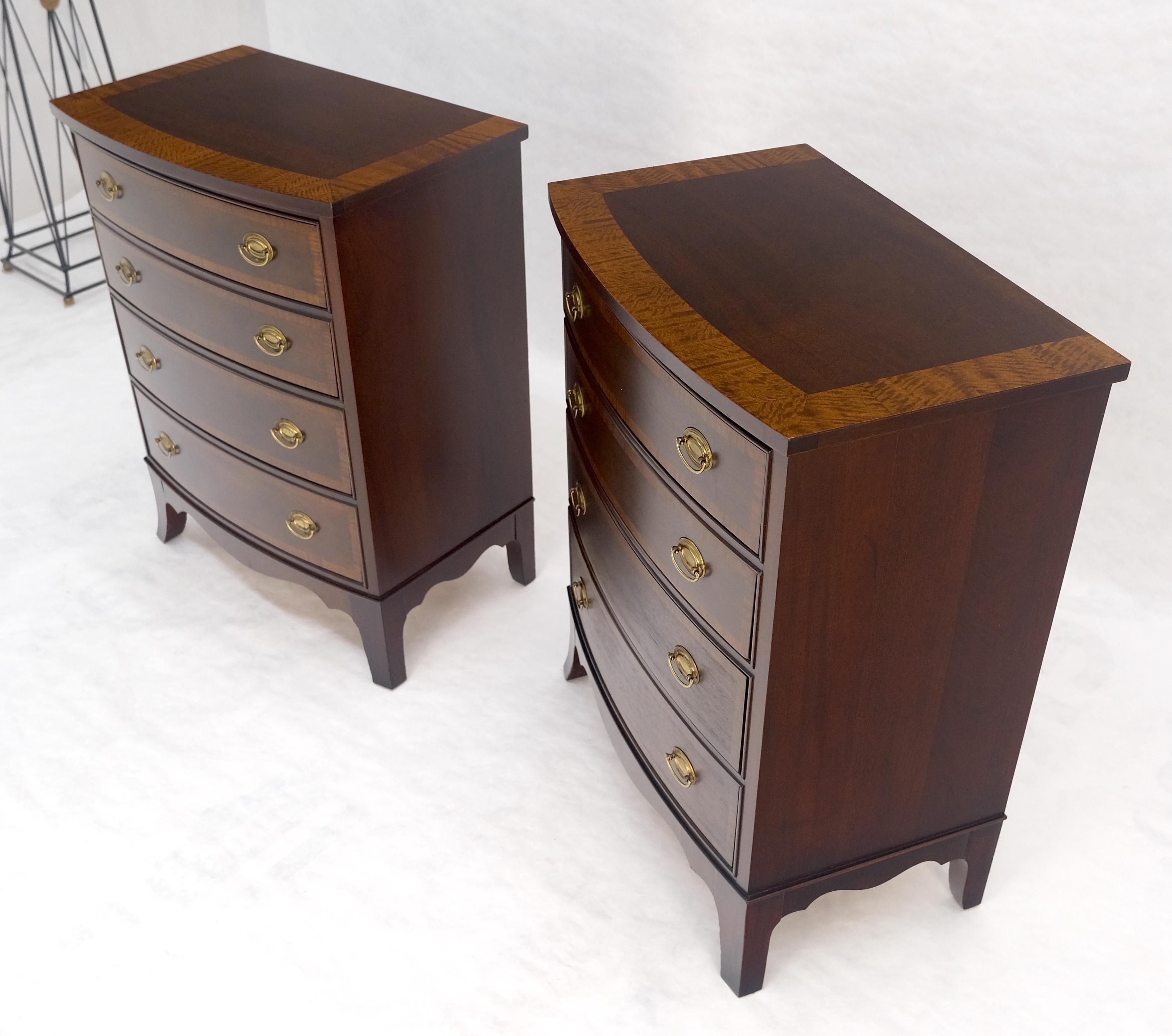 Coppia di cassetti a fascia con 4 cassetti alti 31