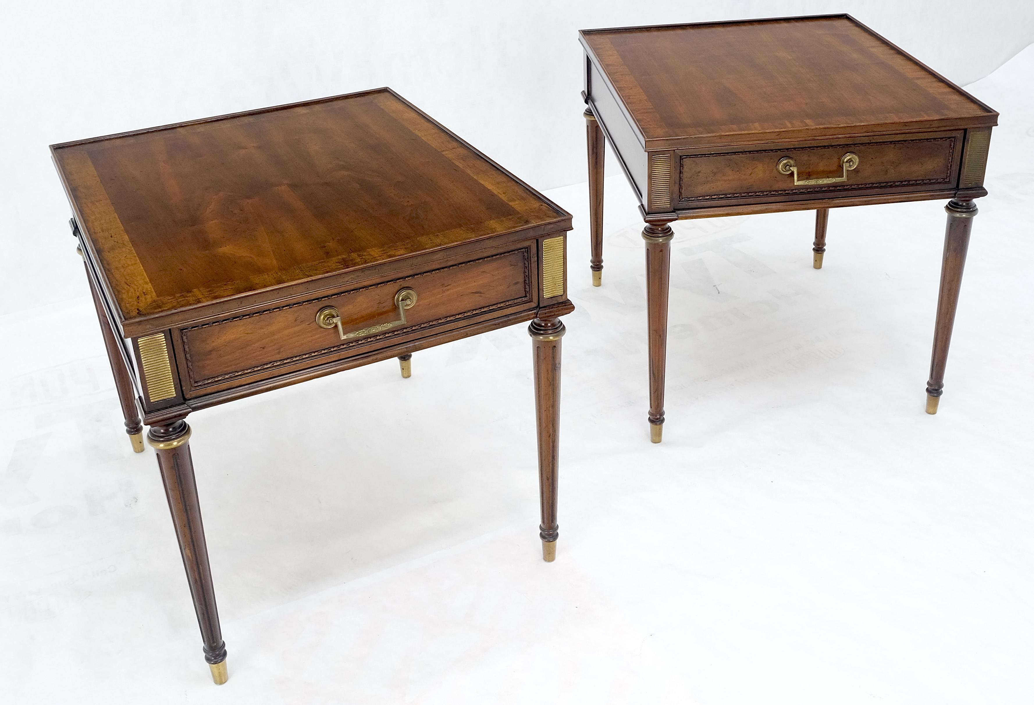 Pair Banded Top Fluted Tapered Legs One Drawer Low Profile End Tables Stands  In Excellent Condition For Sale In Rockaway, NJ