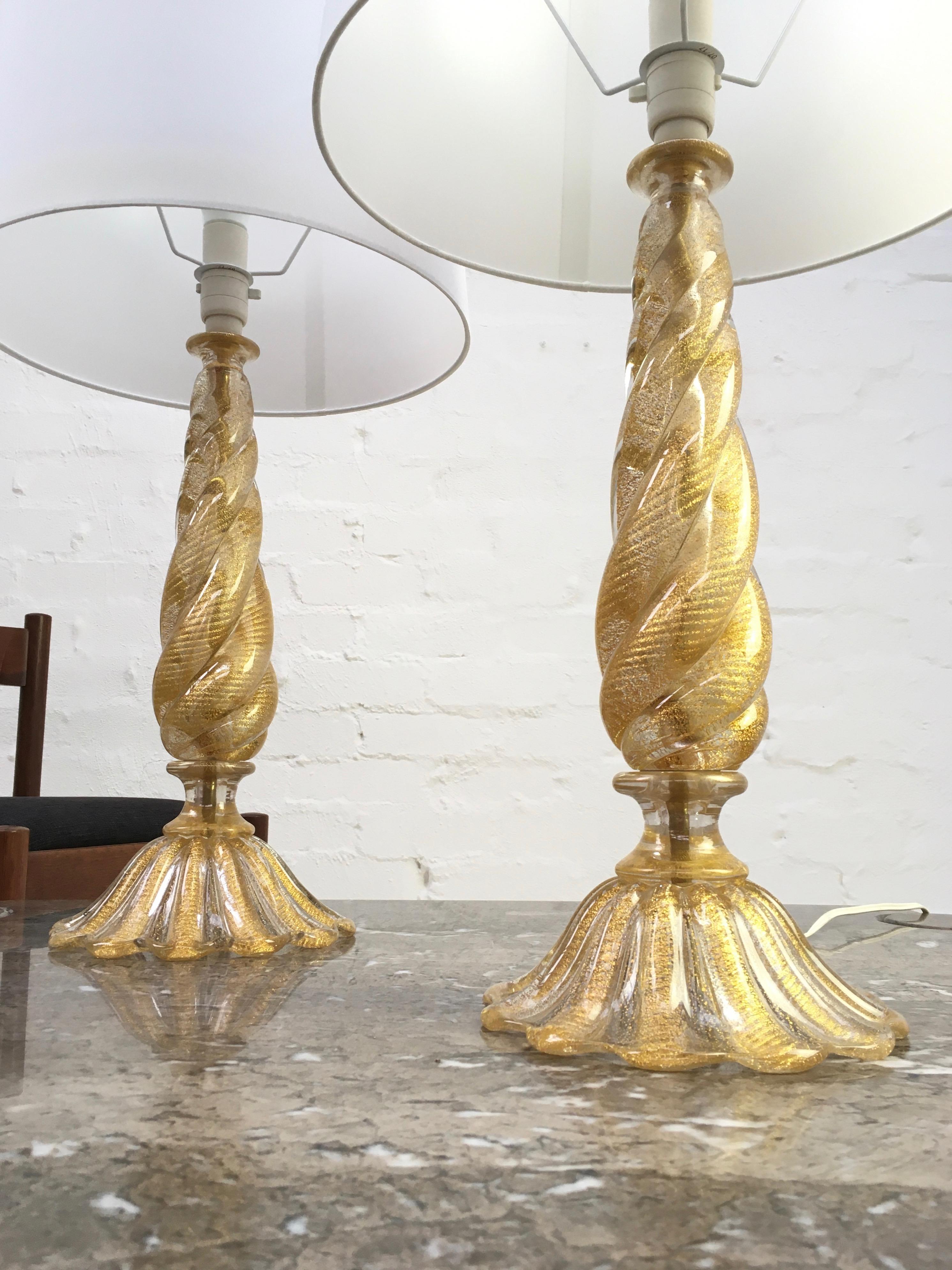 Mid-Century Modern Pair of Barovier and Toso 'Cordonato D'oro' Murano Glass Lamps, Italy, 1950s For Sale