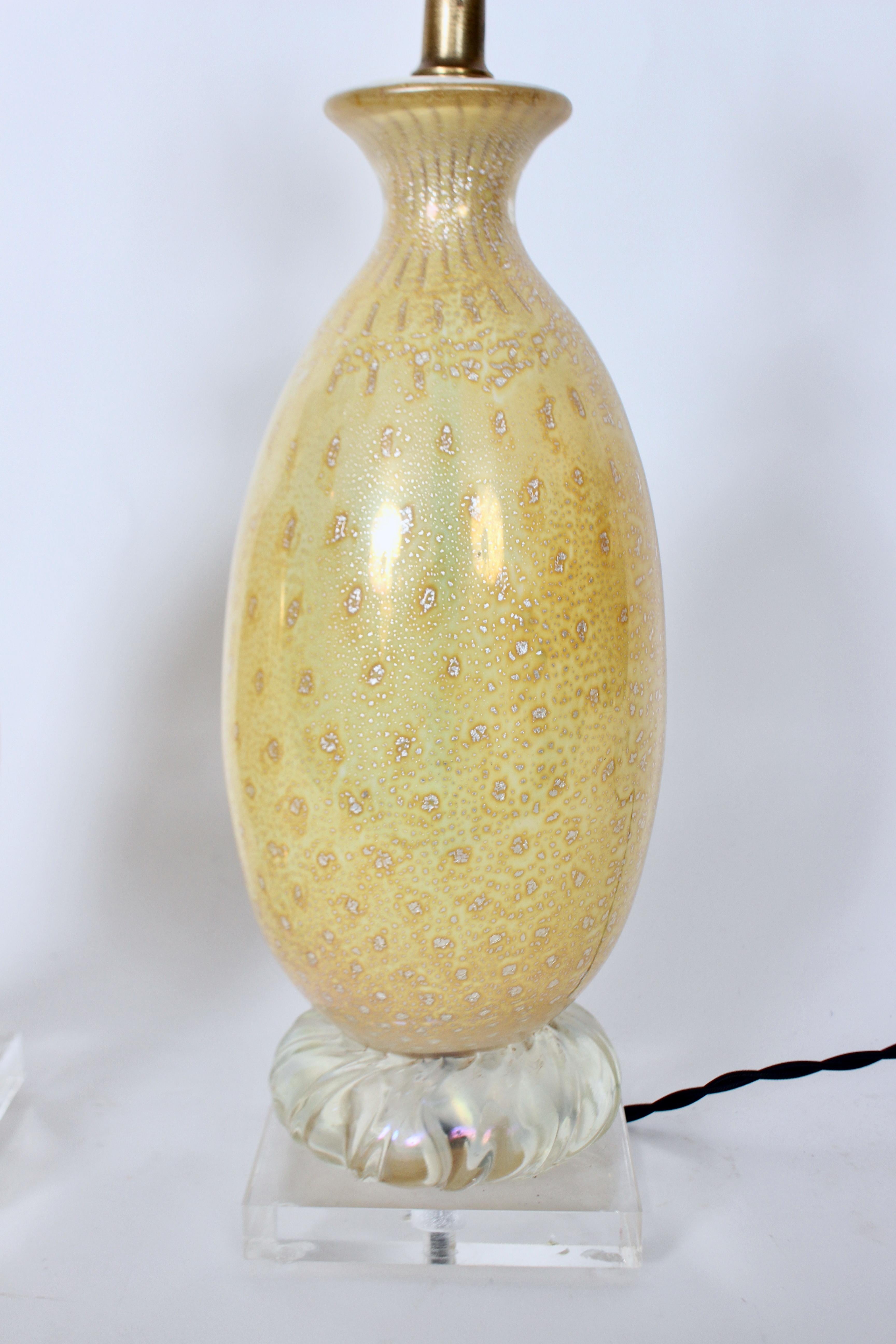 Pair Barovier et Toso Iridescent Yellow Murano Glass Table Lamps, 1950's For Sale 3
