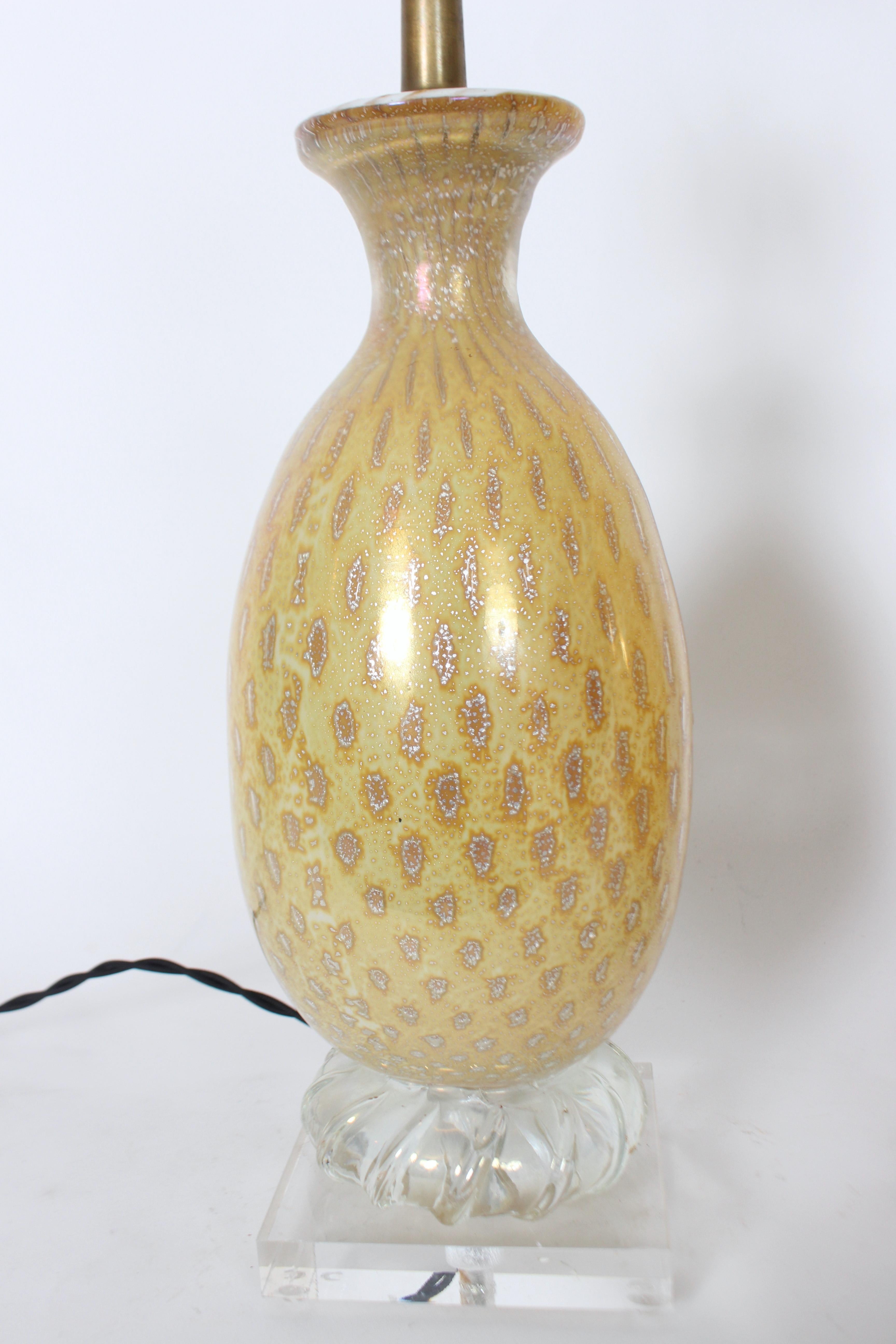 Pair Barovier et Toso Iridescent Yellow Murano Glass Table Lamps, 1950's For Sale 2
