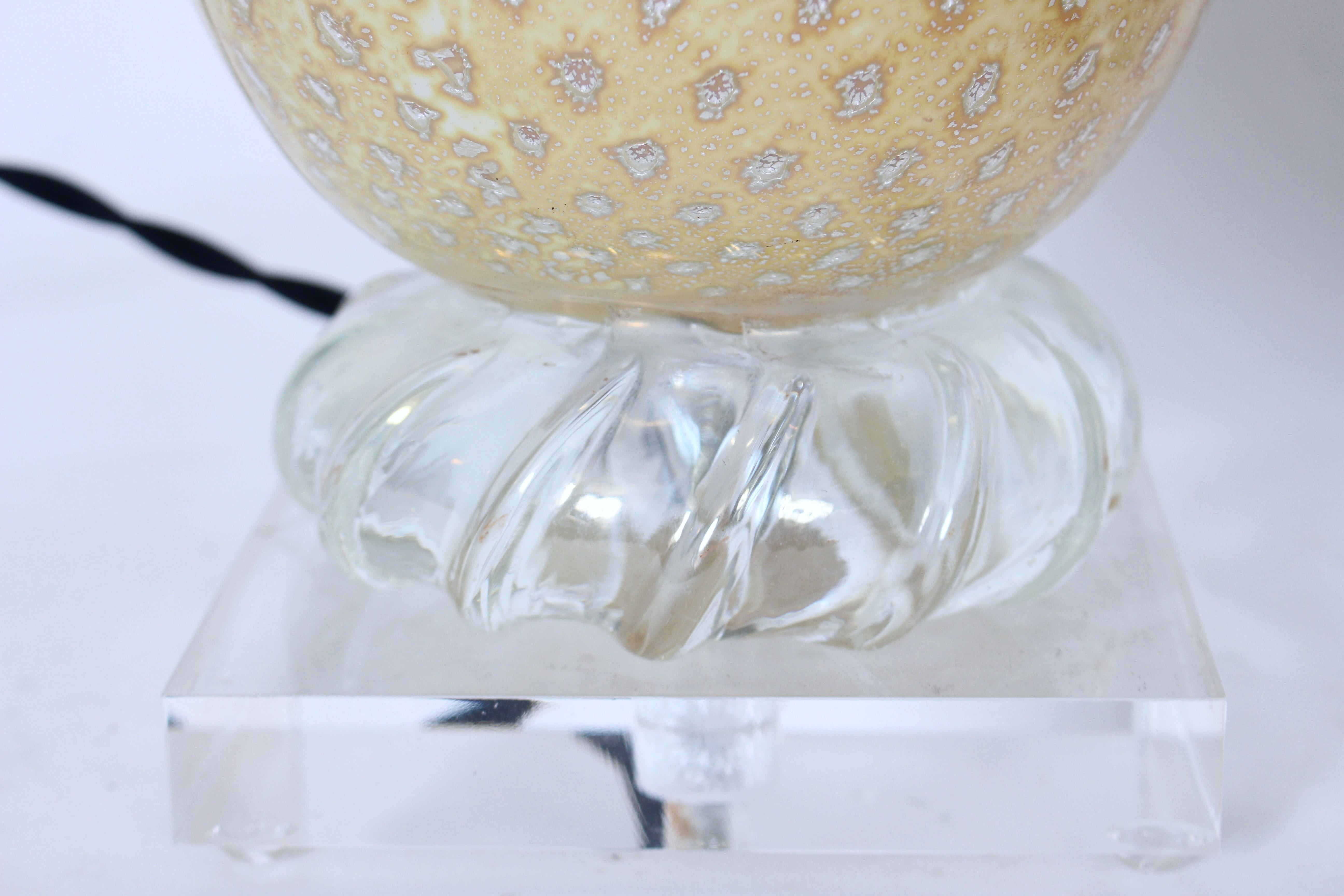 Pair Barovier et Toso Iridescent Yellow Murano Glass Table Lamps, 1950's For Sale 9