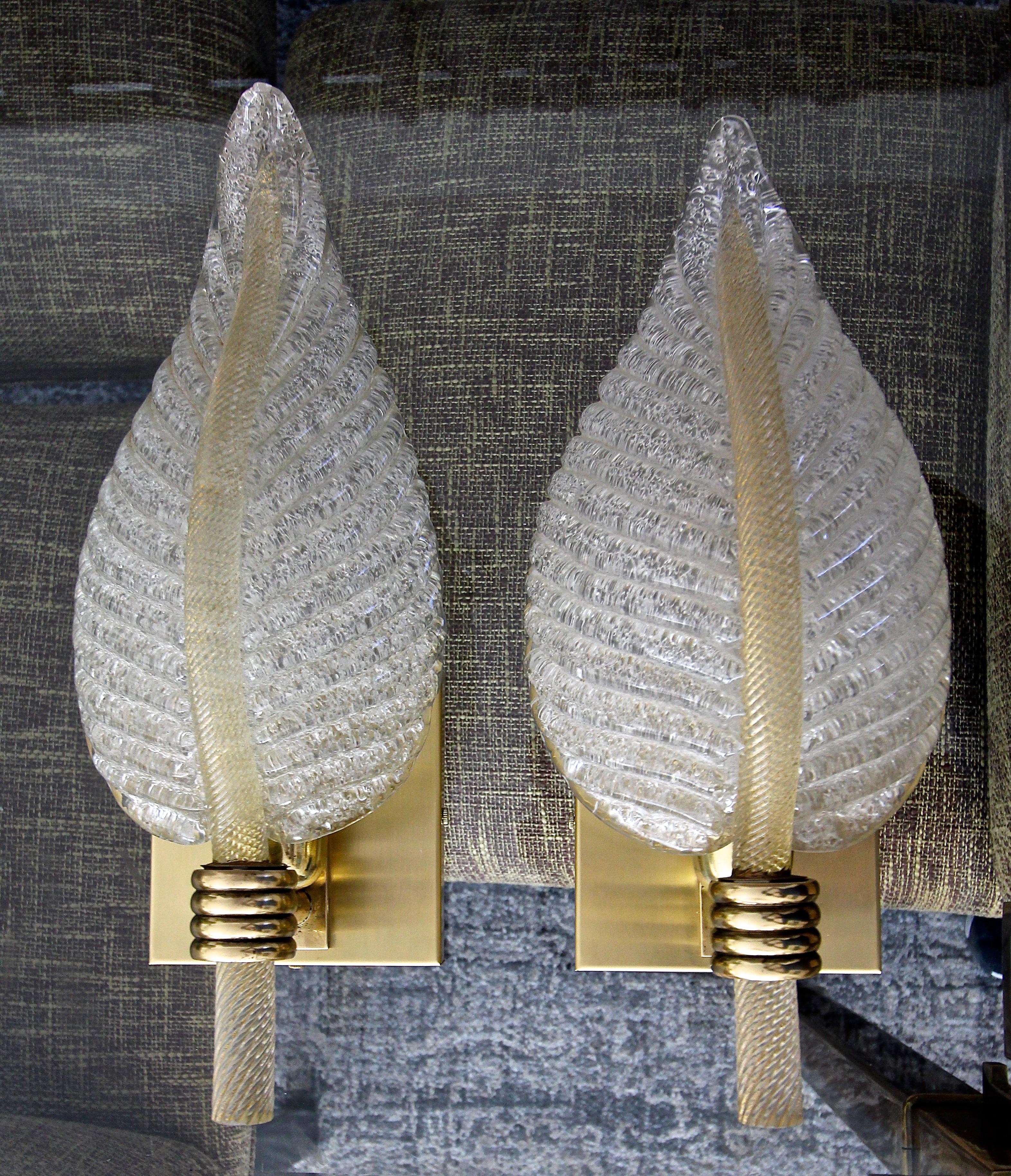 Pair Barovier Murano Rugiadoso Leaf Wall Sconces In Good Condition In Palm Springs, CA