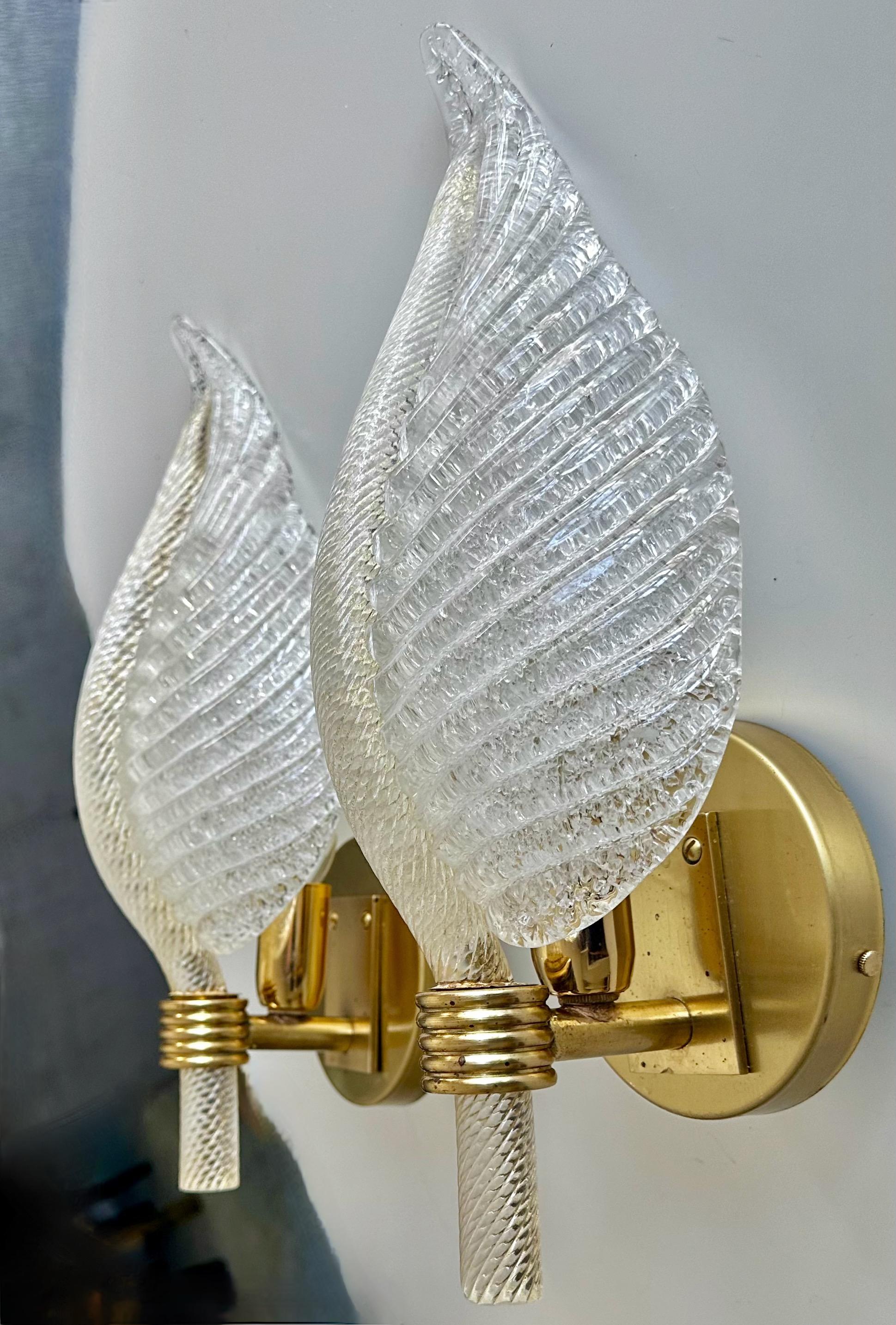 Mid-20th Century Pair Barovier Murano Rugiadoso Leaf Wall Sconces For Sale