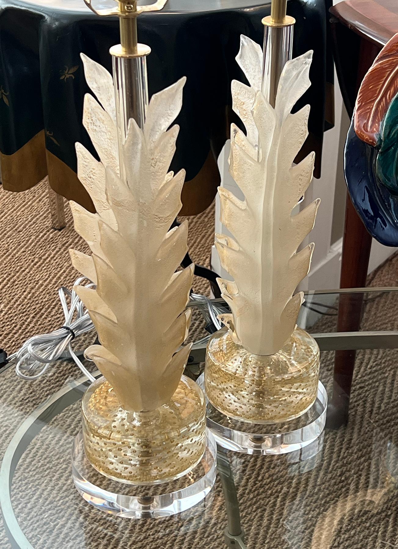 Pair Barovier & Toso Murano 1950s Gold Aventurine Leaf-form Lamps For Sale 1