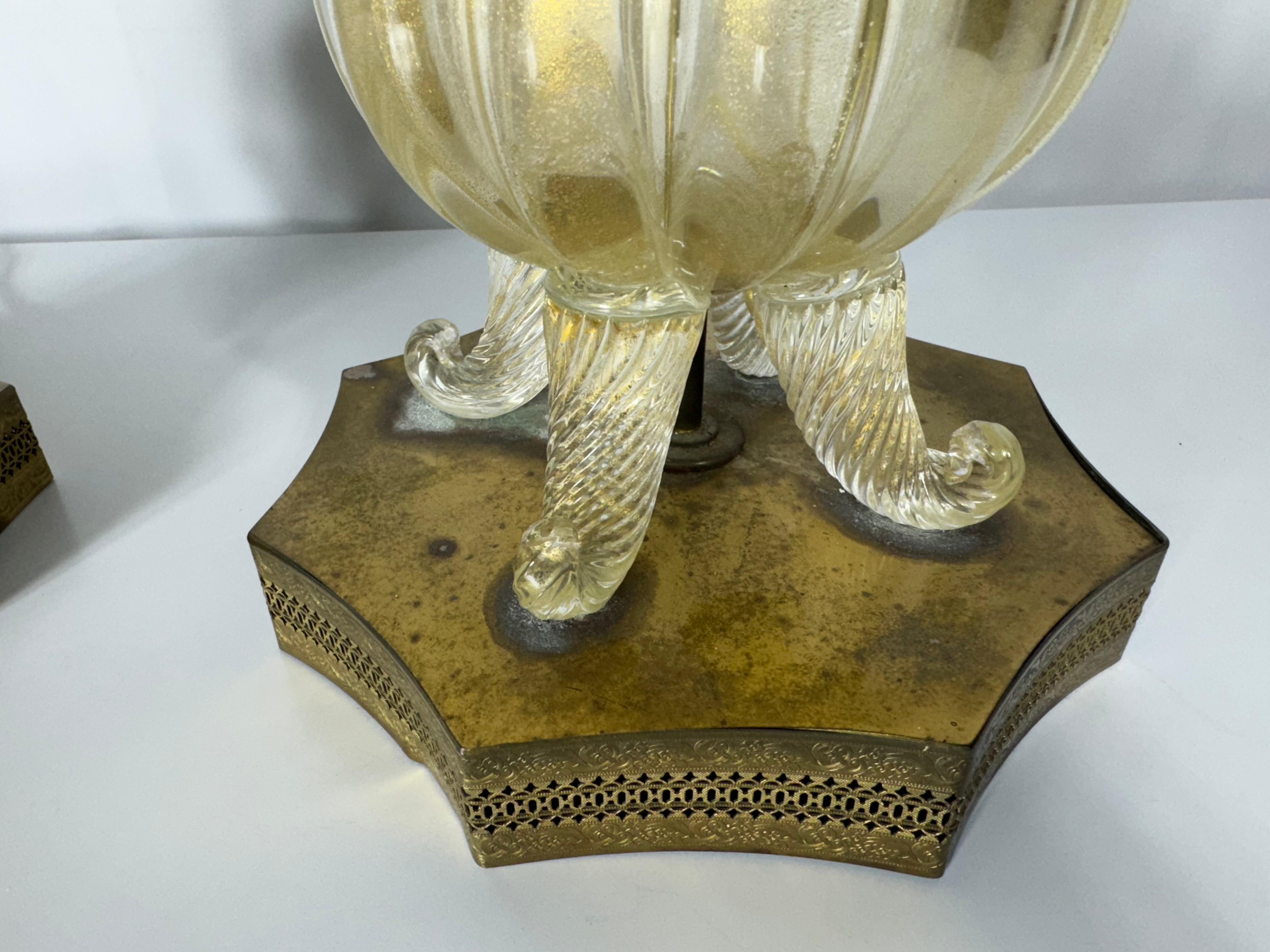 Paire de lampes de bureau italiennes Barovier & Toso Murano à pieds en or Bon état - En vente à Buffalo, NY