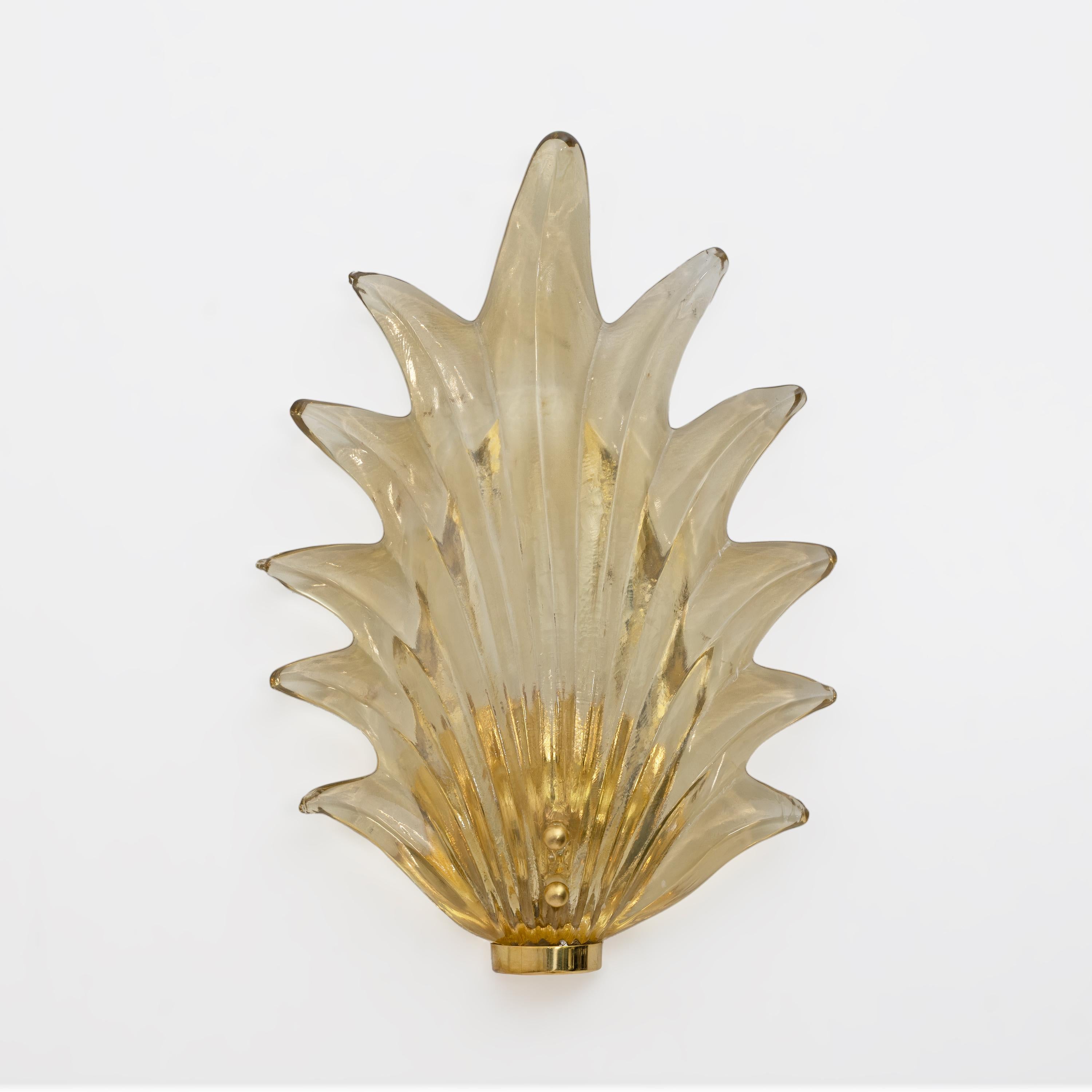 Mid-Century Modern Pair Barovier & Toso Style Modern Italian Murano Glass Leaf Sconces For Sale