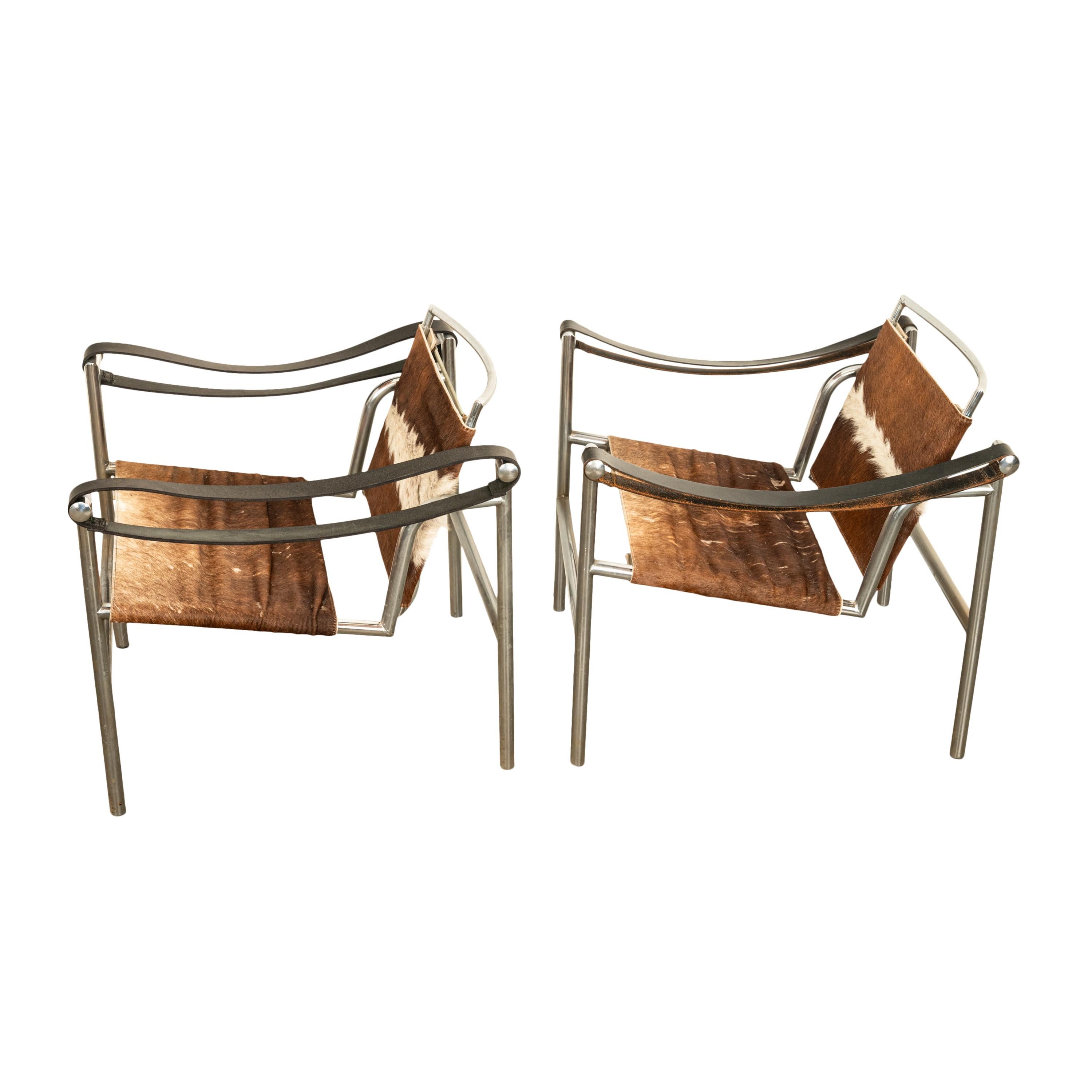 Paire de fauteuils Bauhaus Basculant LC1 Le Corbusier cuir de vache Cassina des années 1960 en vente 1
