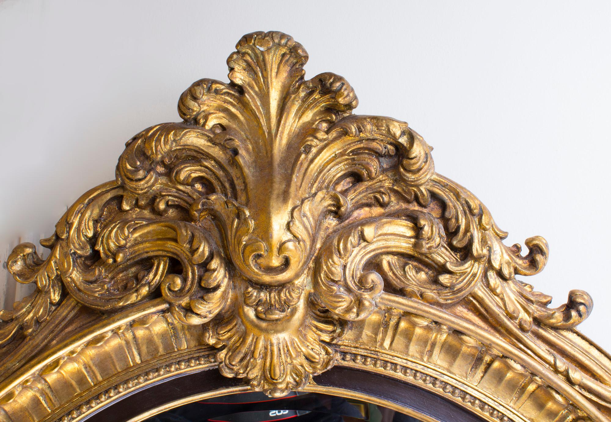 Pair of Beautiful Large Rococo Style Gilded Oval Mirrors In Good Condition In London, GB