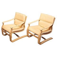Pair Bentwood Beige / Creme Leather Lounge Chairs by Ake Fribytter for Nelo