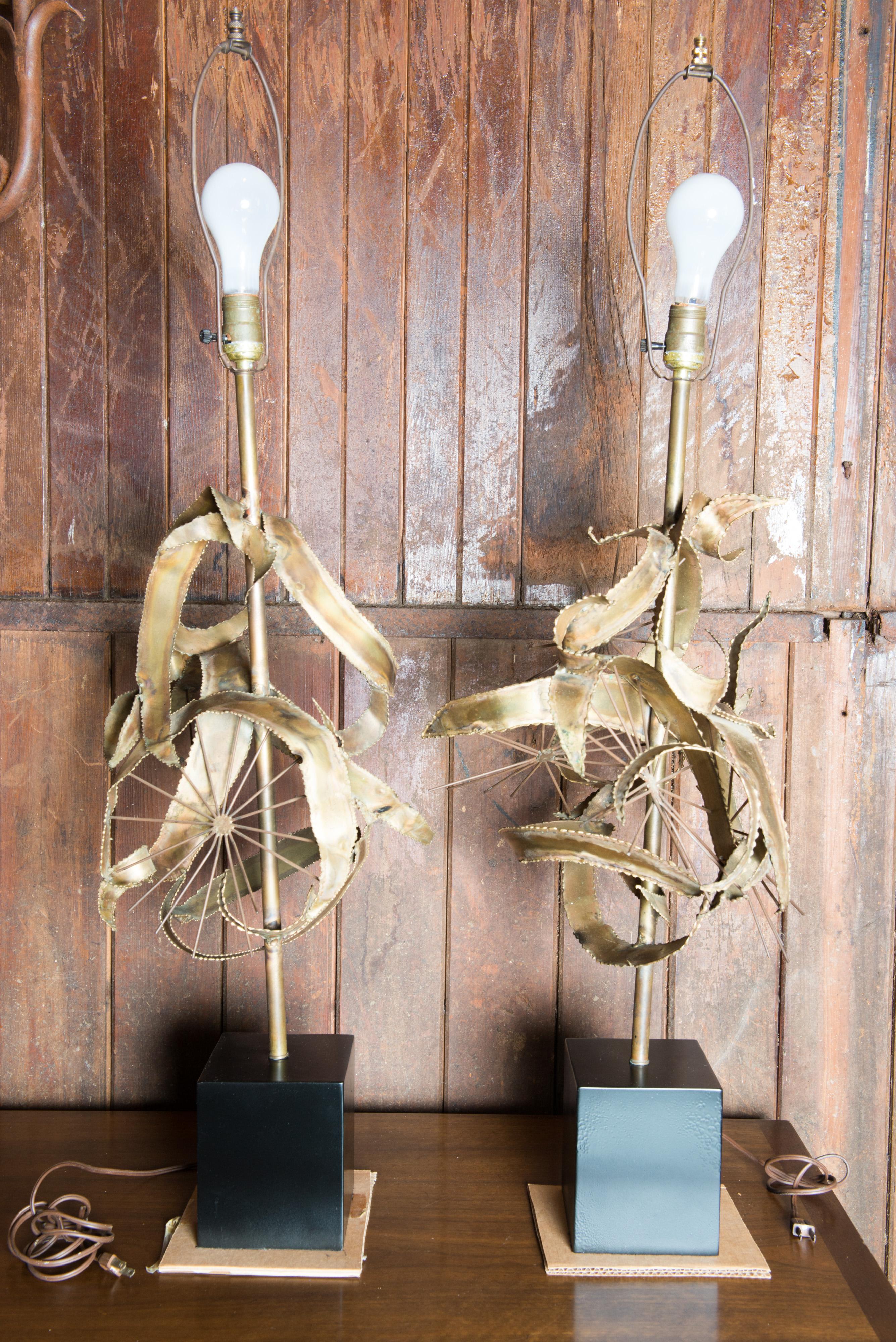 Pair of Bijan Brass Brutalist Lamps for Laurel In Good Condition In Stamford, CT