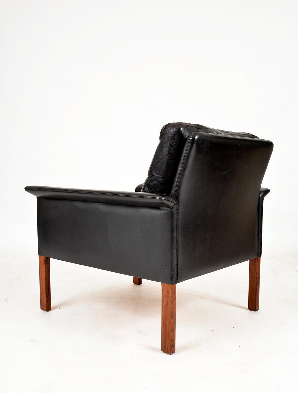 Pair Black Leather Lounge Chairs Model 500 by Hans Olsen CS Møbler Denmark 1960s 5
