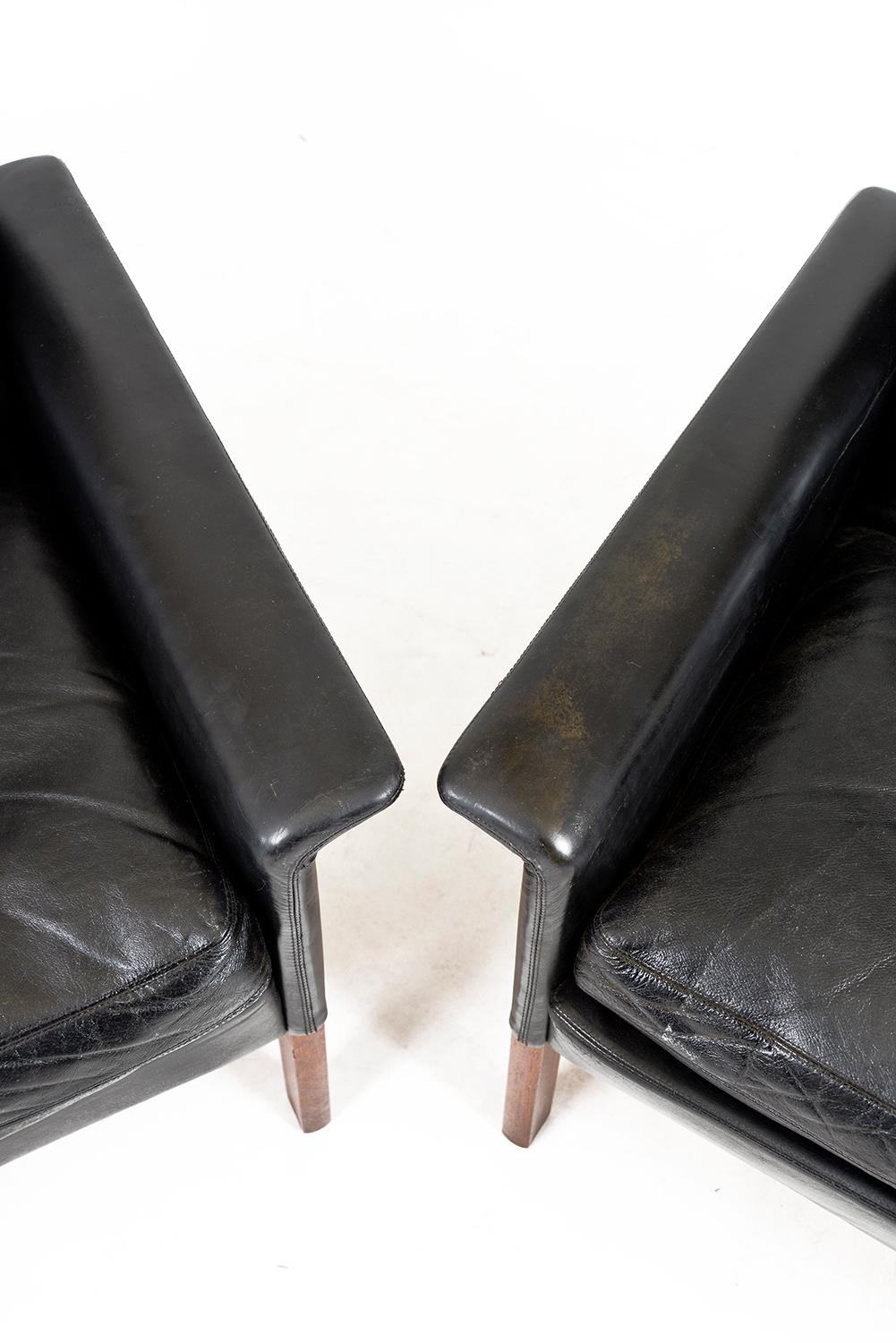 Pair Black Leather Lounge Chairs Model 500 by Hans Olsen CS Møbler Denmark 1960s 11