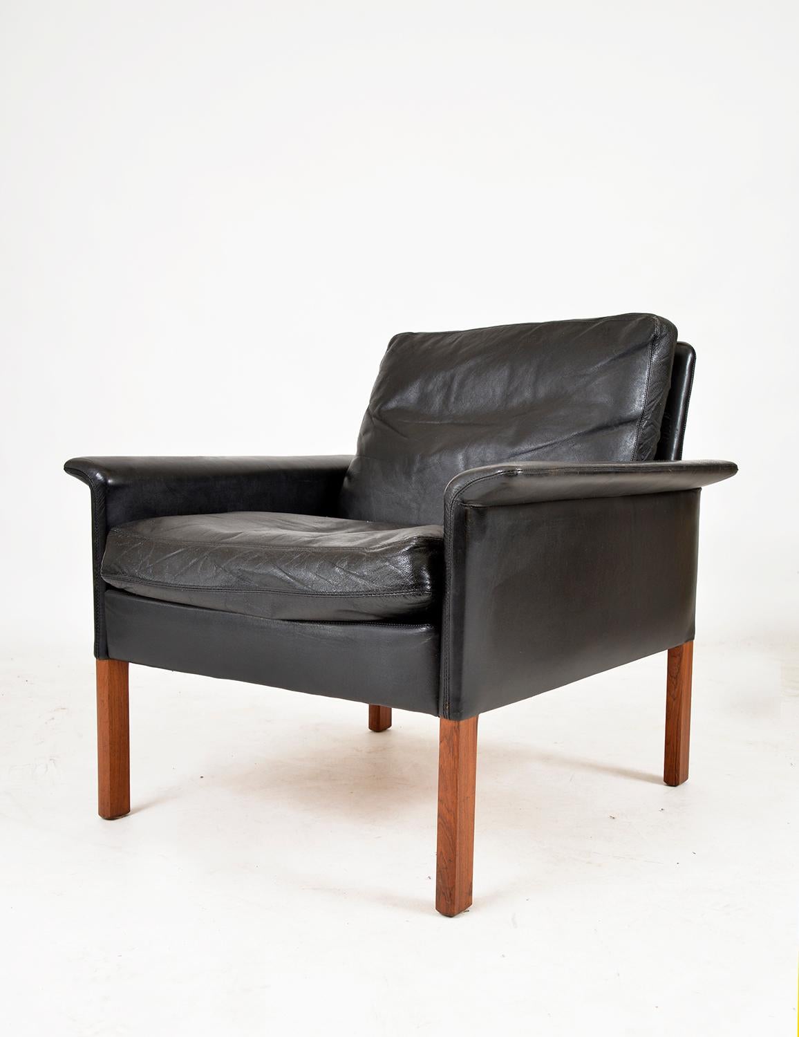 Pair Black Leather Lounge Chairs Model 500 by Hans Olsen CS Møbler Denmark 1960s 3