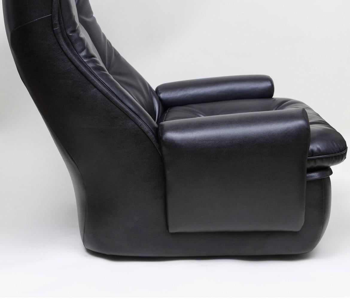 French Pair Black Orchidee Lounge Chairs by Michel Cadestin for Airborne France For Sale