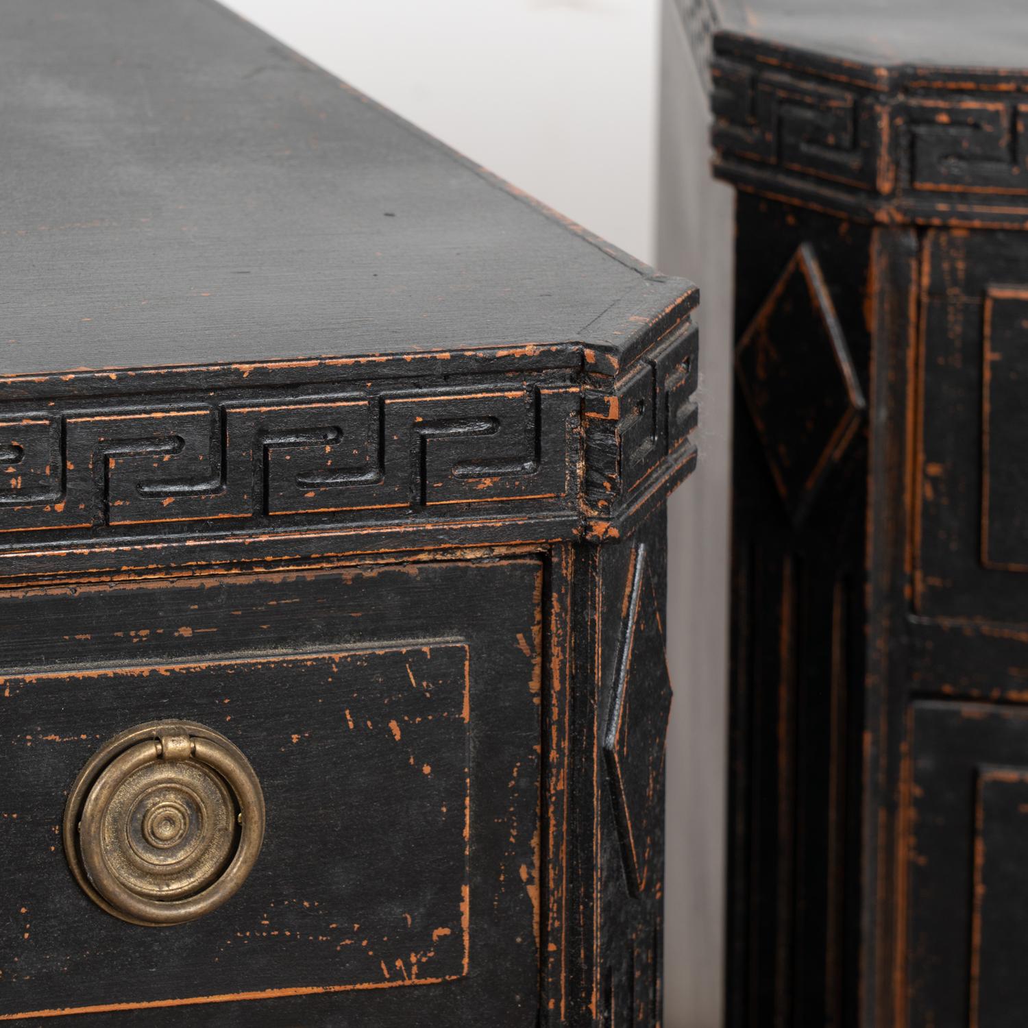Pair, Black Painted Chest of Three Drawers, Sweden circa 1860-90 For Sale 3