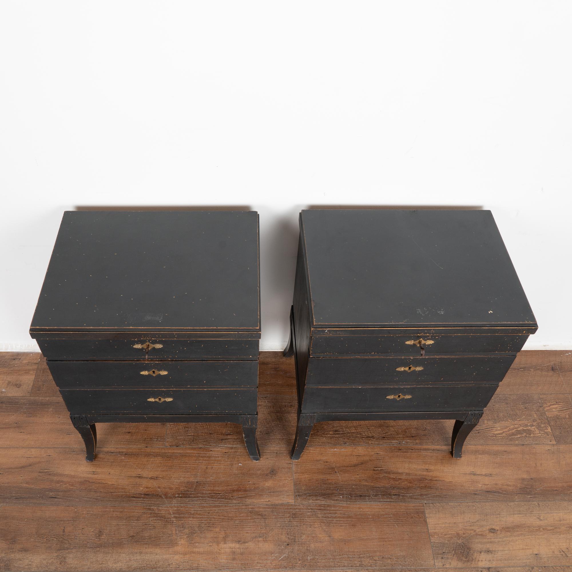 Pair, Black Painted Pine Chest of Drawers or Nightstands, Sweden circa 1940-60 In Good Condition In Round Top, TX