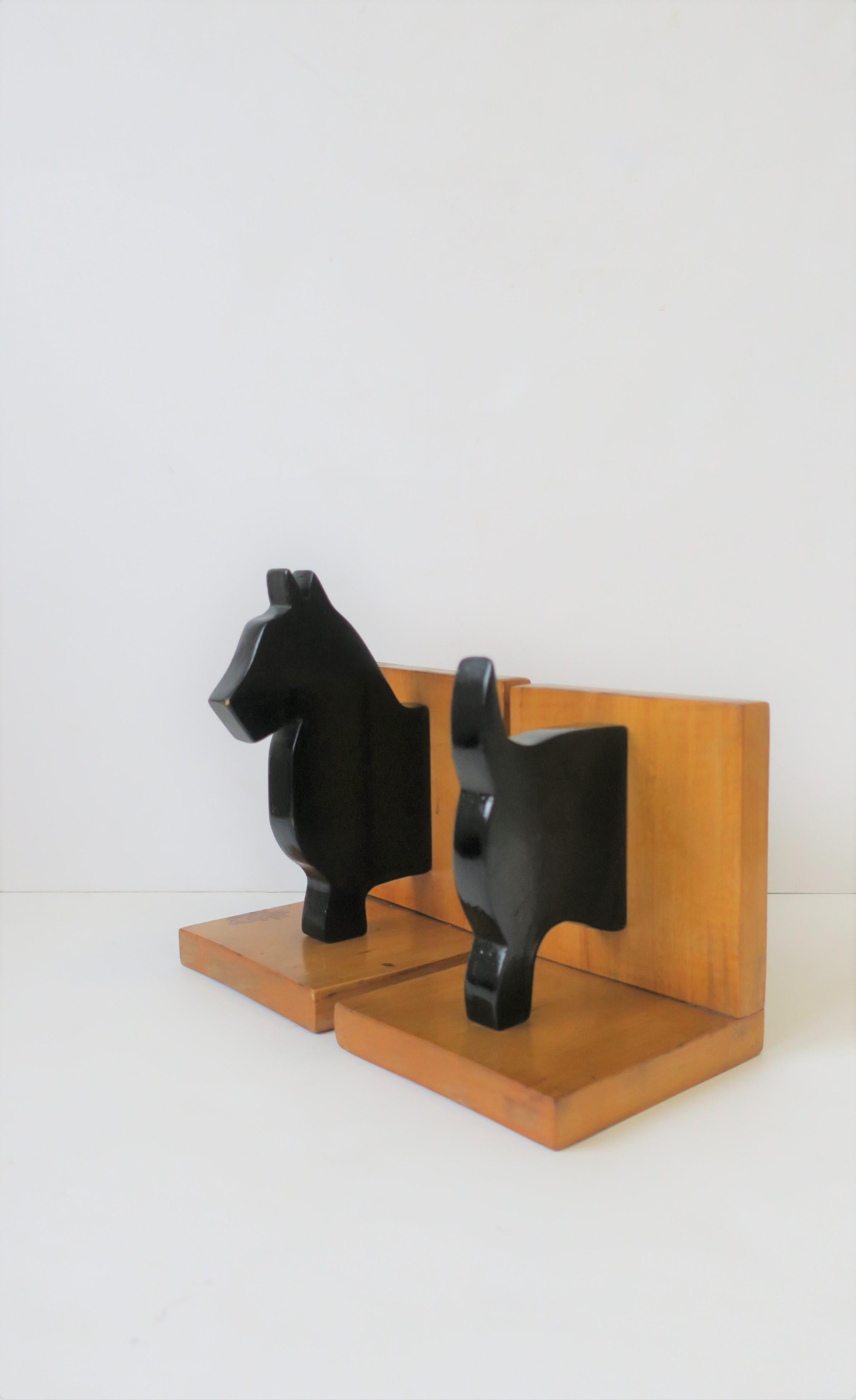 Pair of Black Scottish 'Scottie' Terrier Dog Bookends In Good Condition In New York, NY