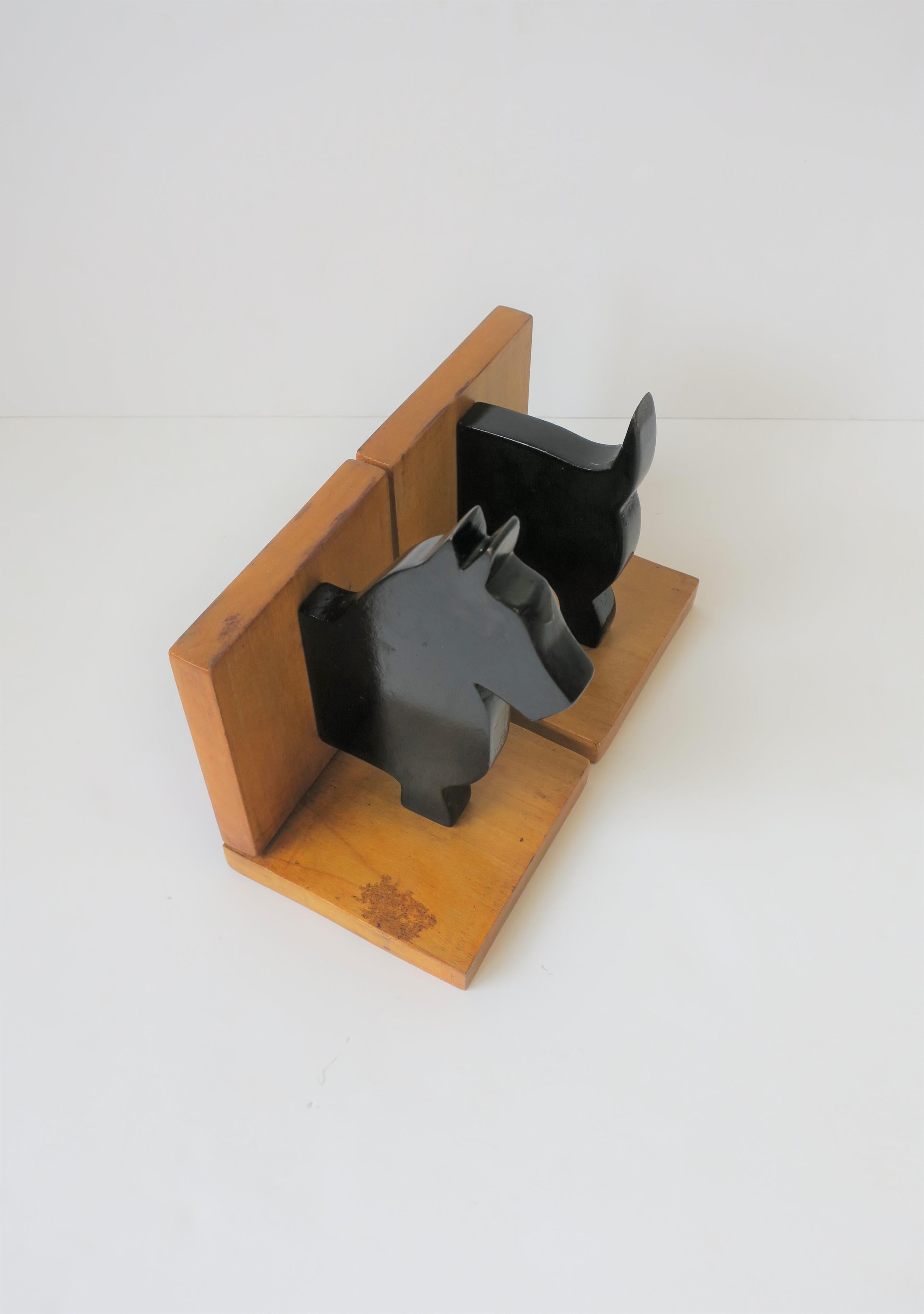 Wood Pair of Black Scottish 'Scottie' Terrier Dog Bookends