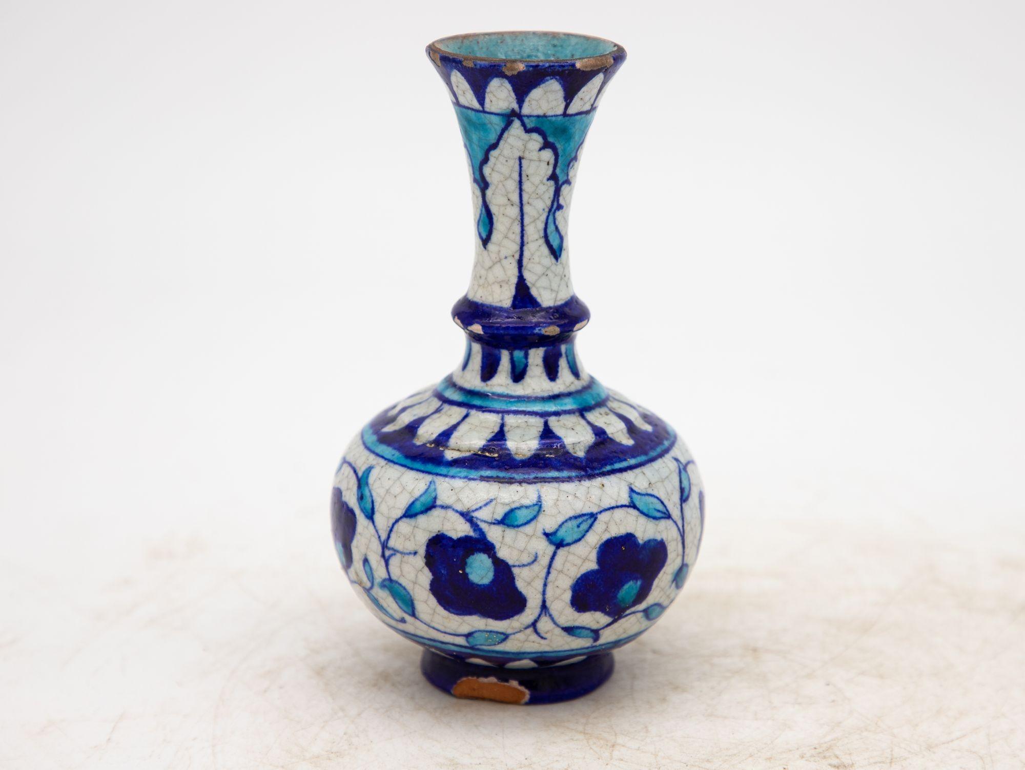 Pair Blue and Turquoise Iznik Vases, Late 19th Century For Sale 3