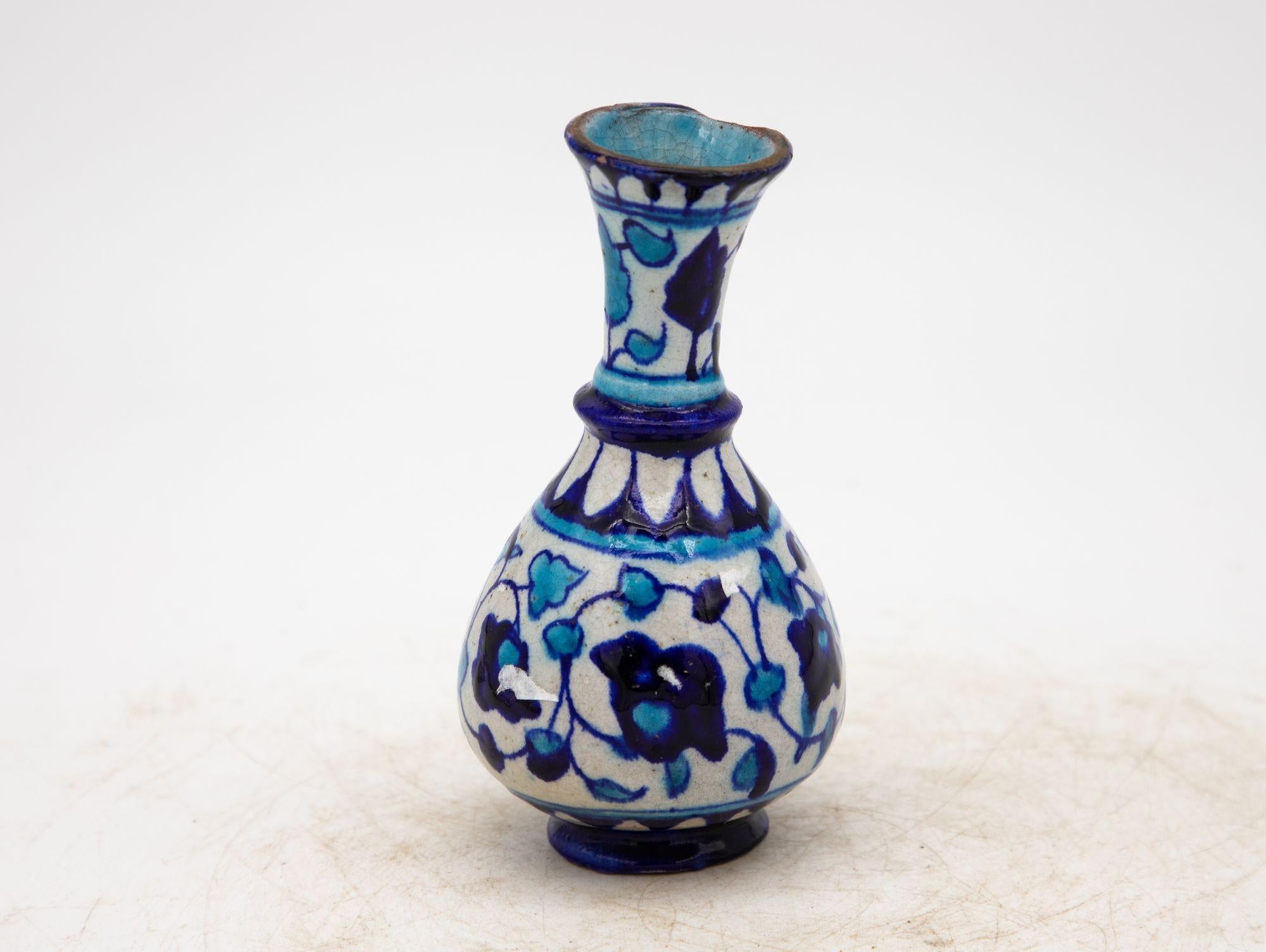 Pair Blue and Turquoise Iznik Vases, Late 19th Century For Sale 8