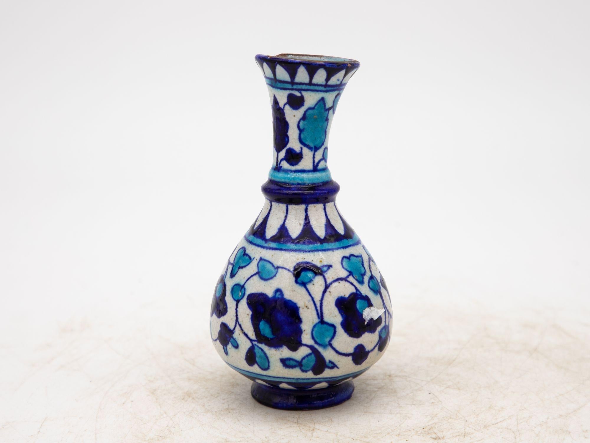 Pair Blue and Turquoise Iznik Vases, Late 19th Century For Sale 9