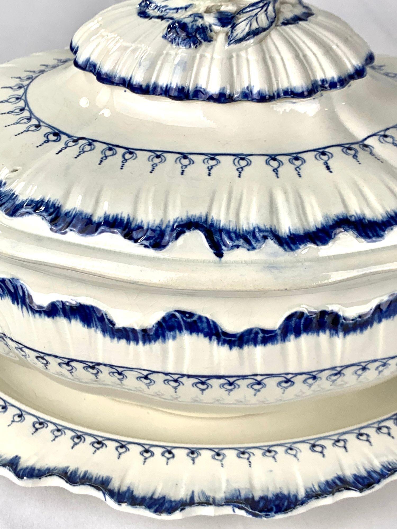 English Pair Blue and White Antique Wedgwood Soup Tureens Mared Pattern Circa 1840 For Sale