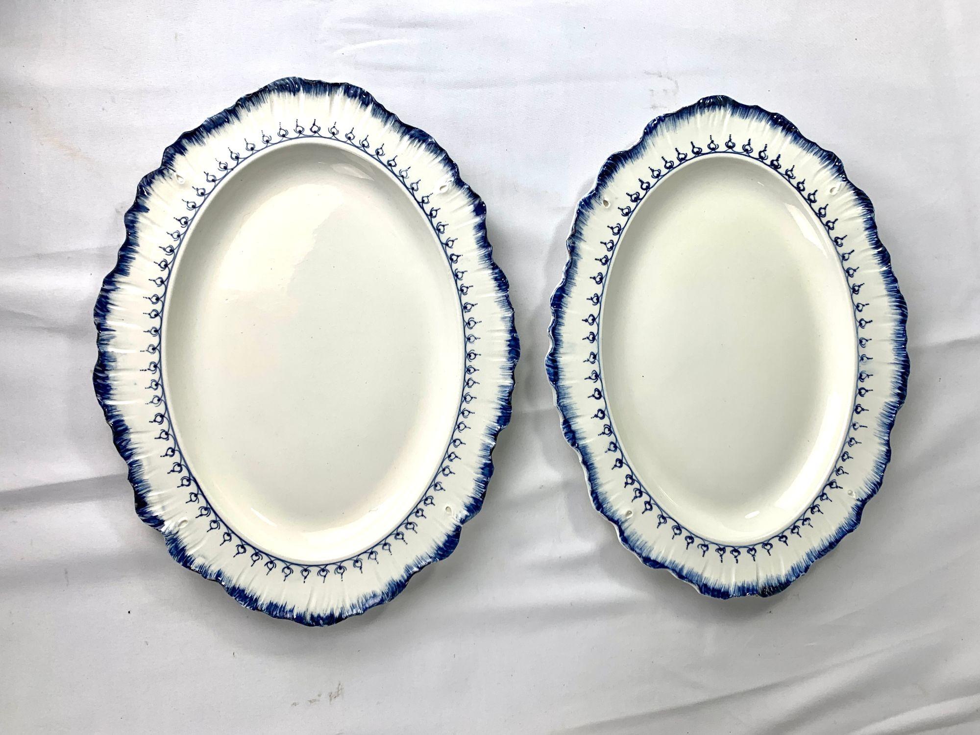 Pair Blue and White Antique Wedgwood Soup Tureens Mared Pattern Circa 1840 In Excellent Condition For Sale In Katonah, NY