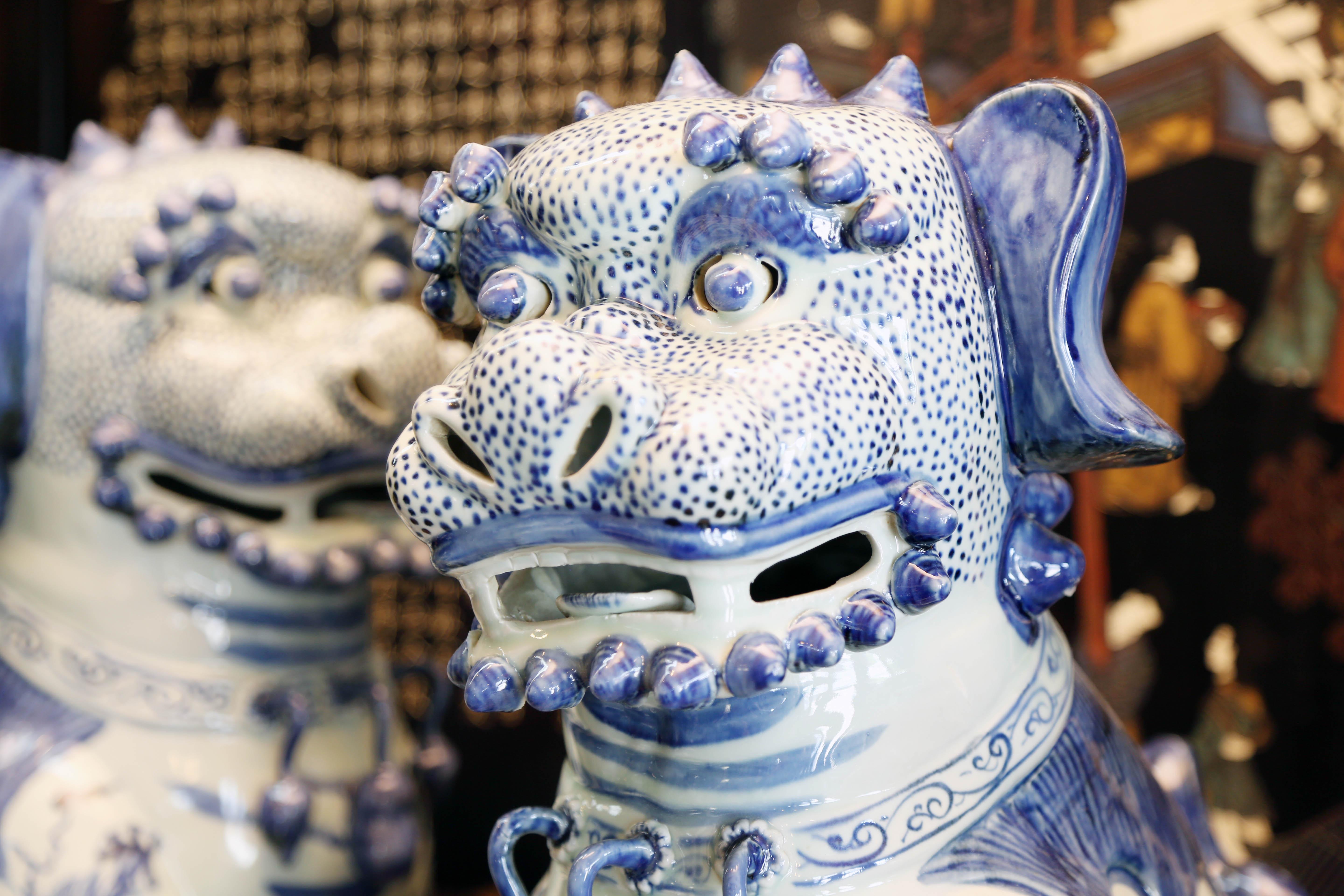 Pair Blue and White Chinese Foo Dogs Hand-Painted, Private Chinese Collection For Sale 1