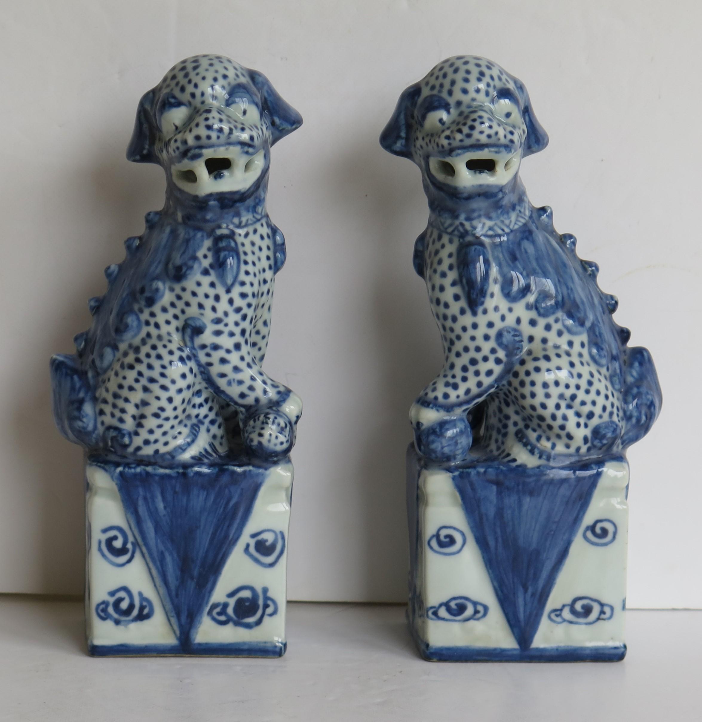 Hand-Painted PAIR Chinese Export Foo Lion Dogs Porcelain Hand painted, circa 1920