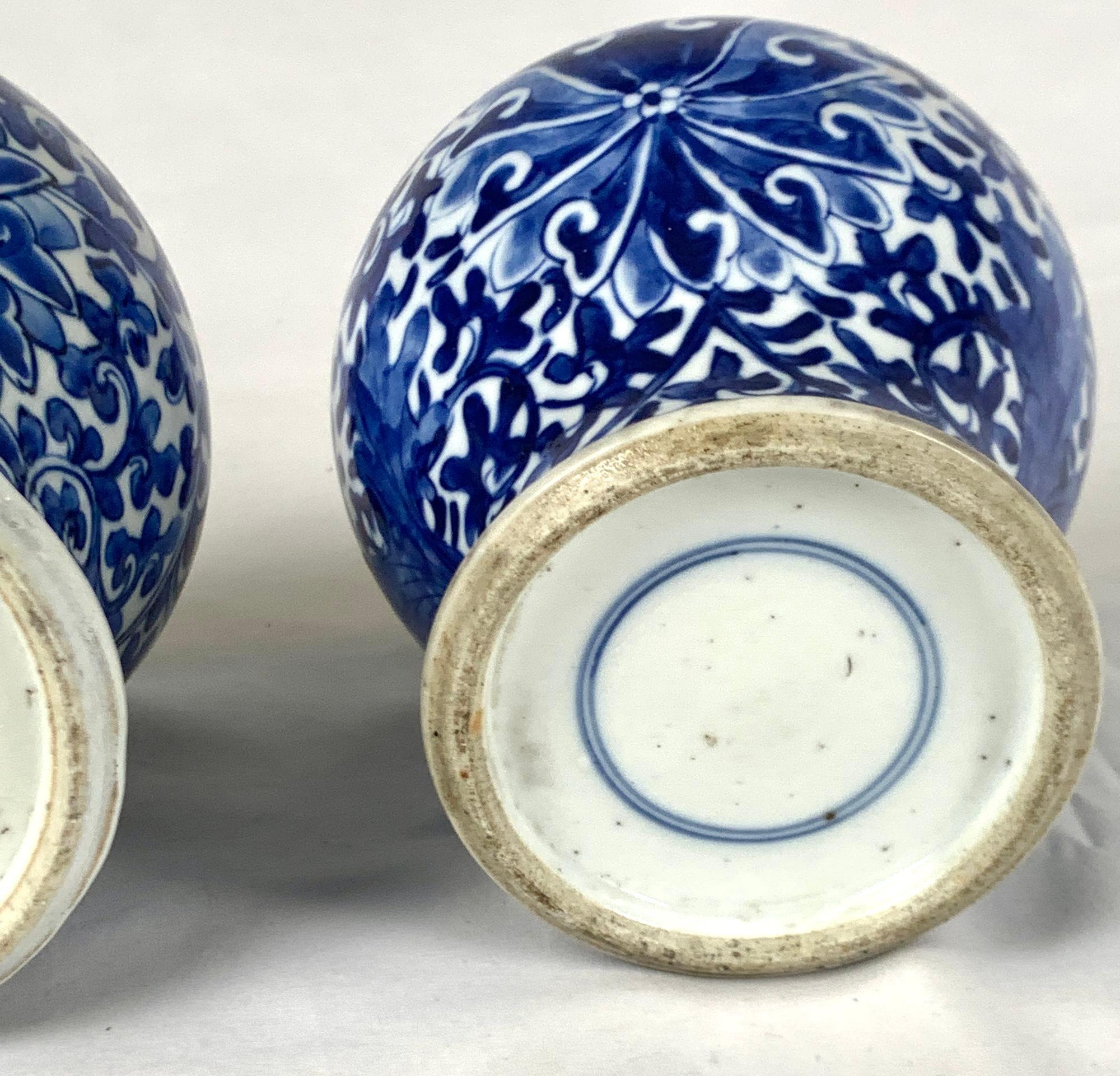 Pair Blue and White Chinese Jars Qing Dynasty Circa 1875 For Sale 8