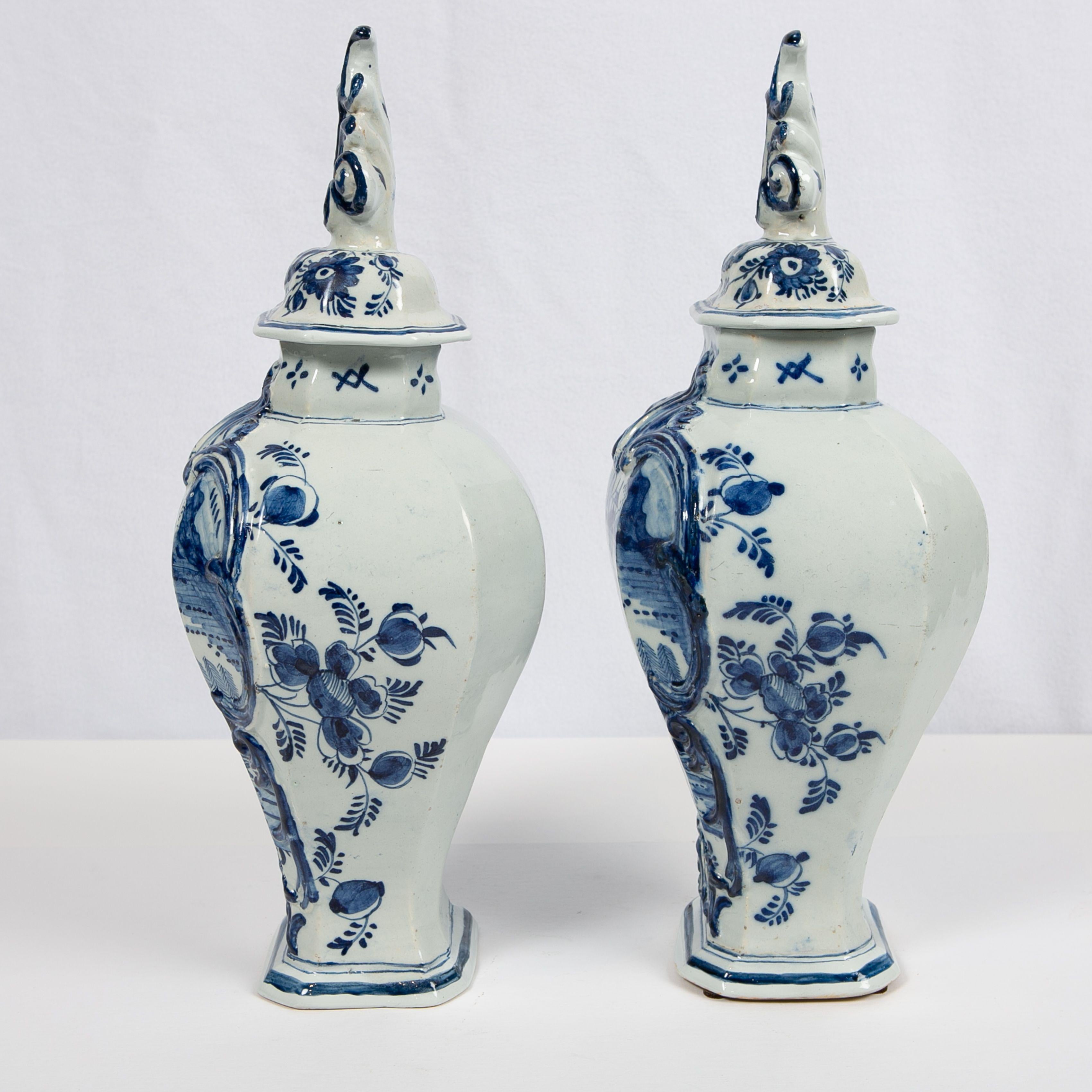 Pair Blue and White Delft Mantle Vases Made by De Grieksche A, circa 1703-1722 3