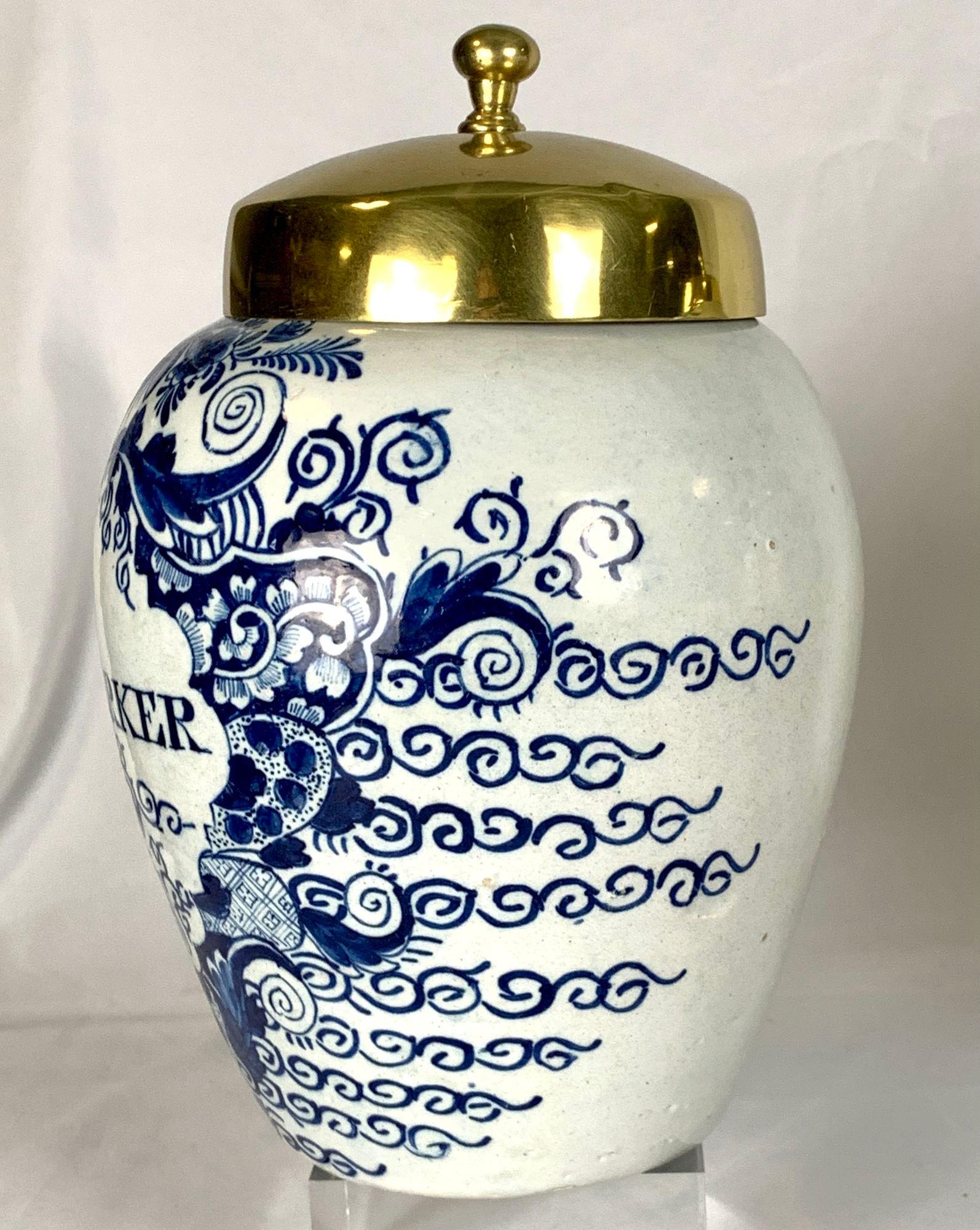 Pair Blue and White Delft Tobacco Jars Netherlands 18th Century circa 1770 For Sale 2