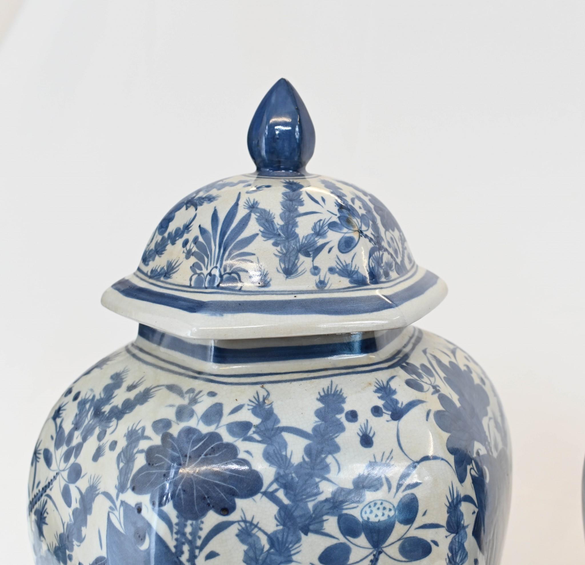 Pair Blue and White Porcelain Ginger Jars Goldfish Urn Ming 2