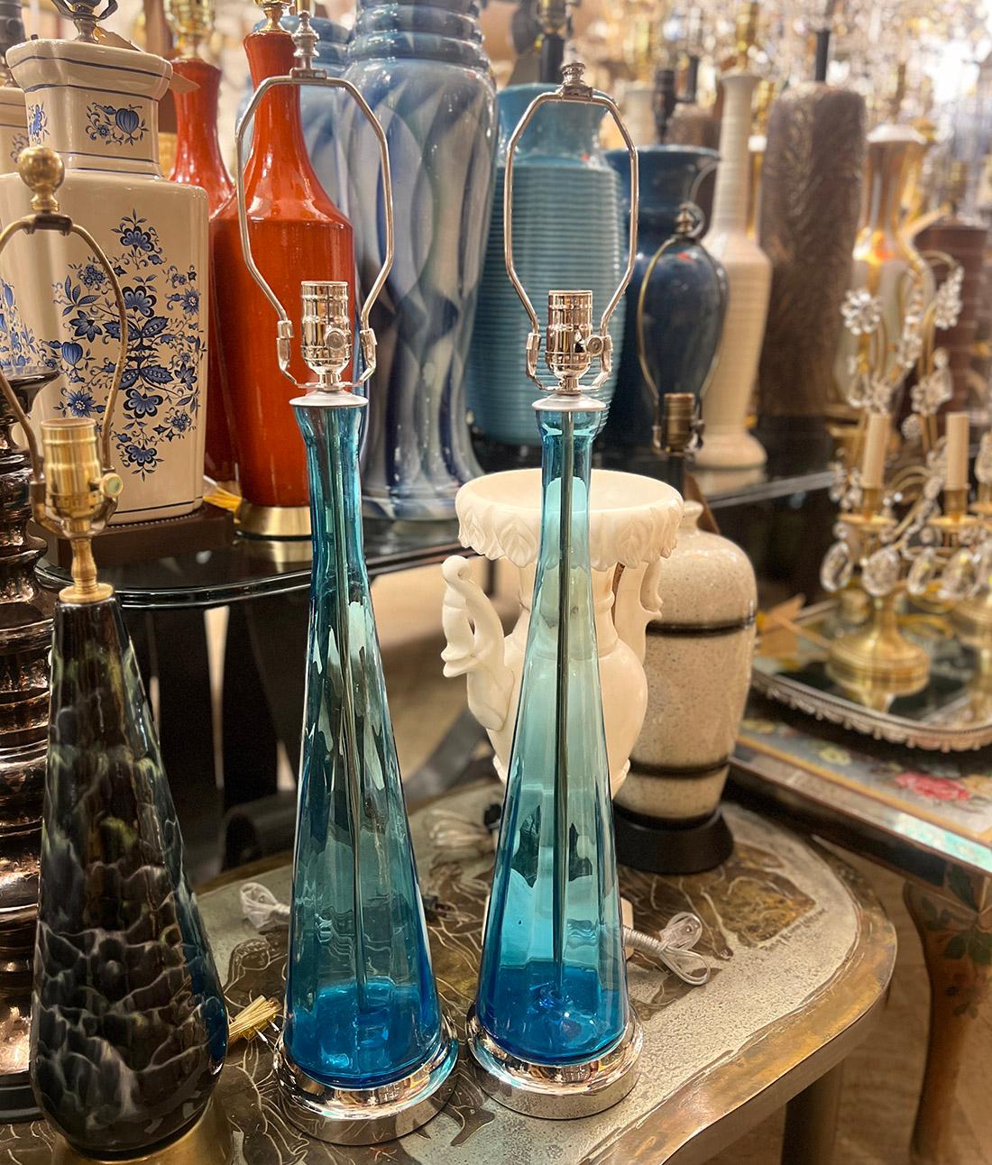 Verre Paire de lampes de table de Murano bleues en vente