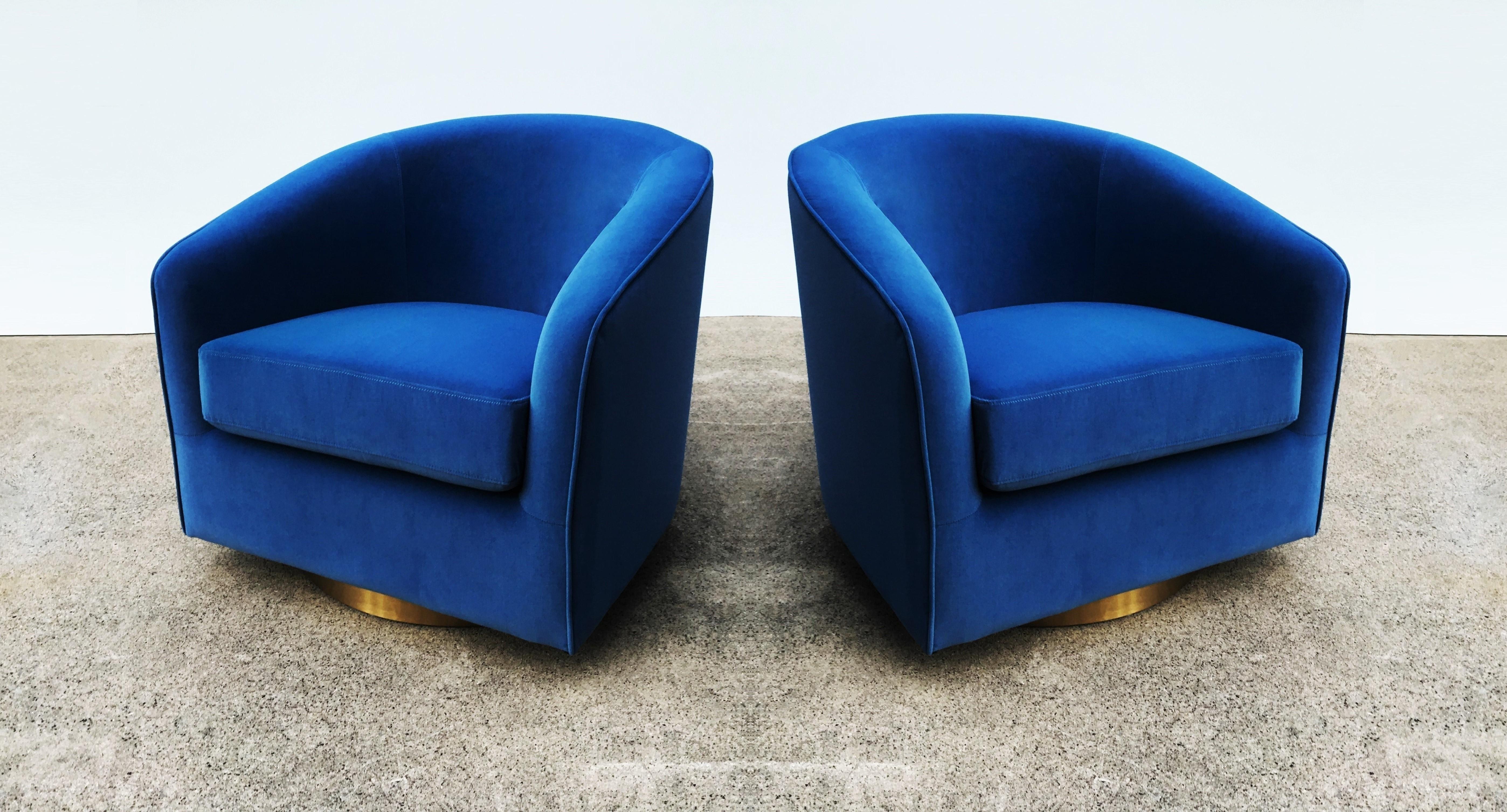Late 20th Century Pair Blue Velvet & Brass Swivel Chairs in the Style of Milo Baughman