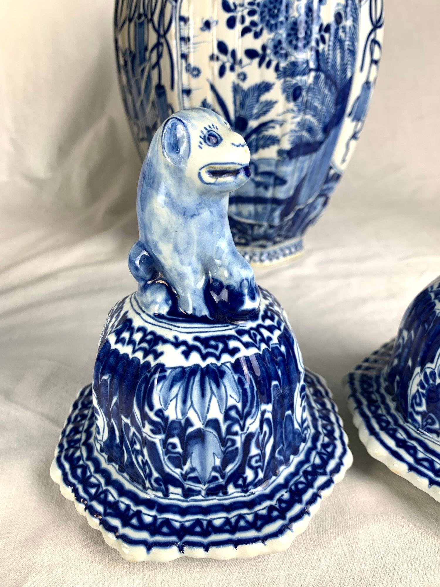 Pair Blue & White Dutch Delft Jars Hand Painted Marked De Porceleyne Bijl C-1780 For Sale 4