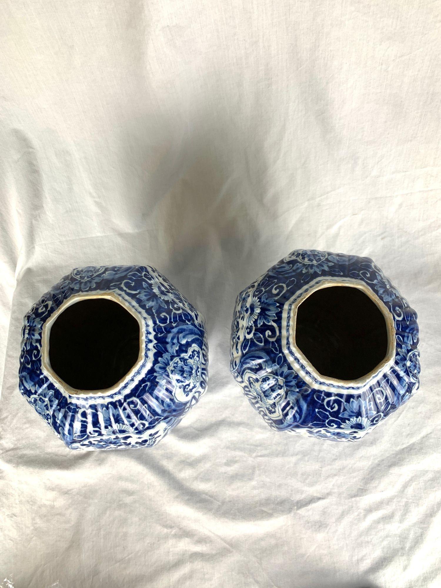 Pair Blue & White Dutch Delft Jars Hand Painted Marked De Porceleyne Bijl C-1780 For Sale 7