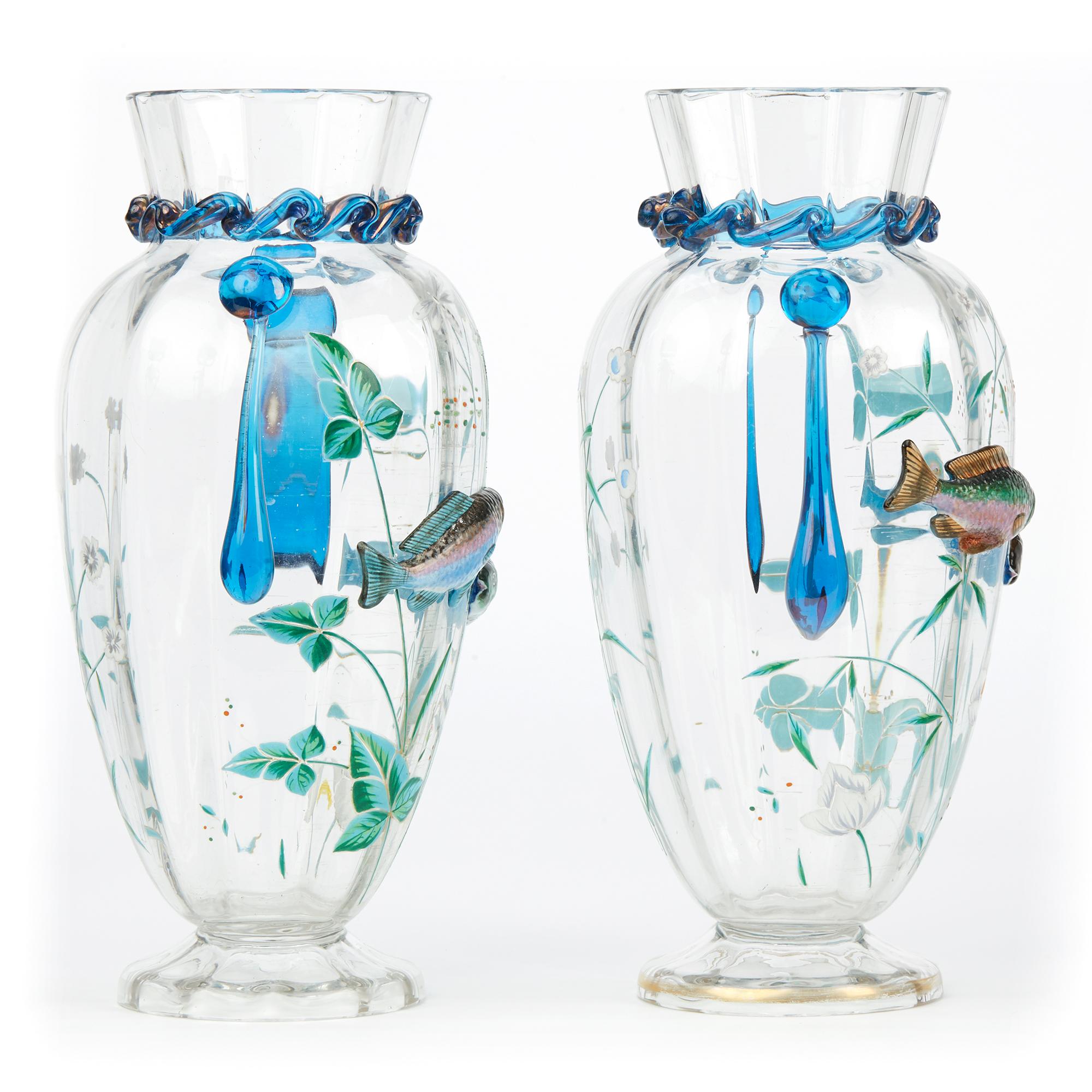 Pair of Bohemian Harrach Art Glass Vases Applied with Fish, circa 1900 In Good Condition In Bishop's Stortford, Hertfordshire