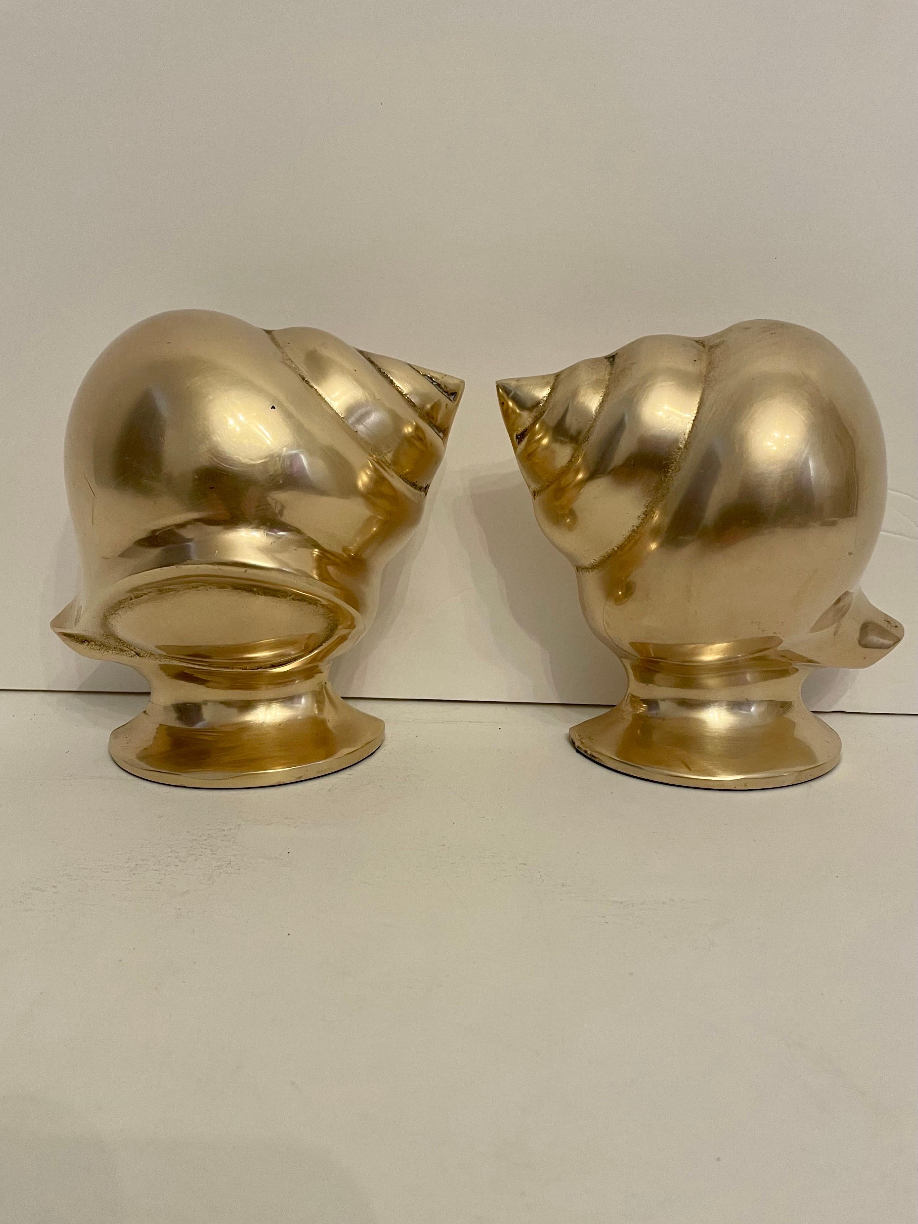 Hollywood Regency Pair Brass Conch Shell Seashell Nautilus Bookends For Sale