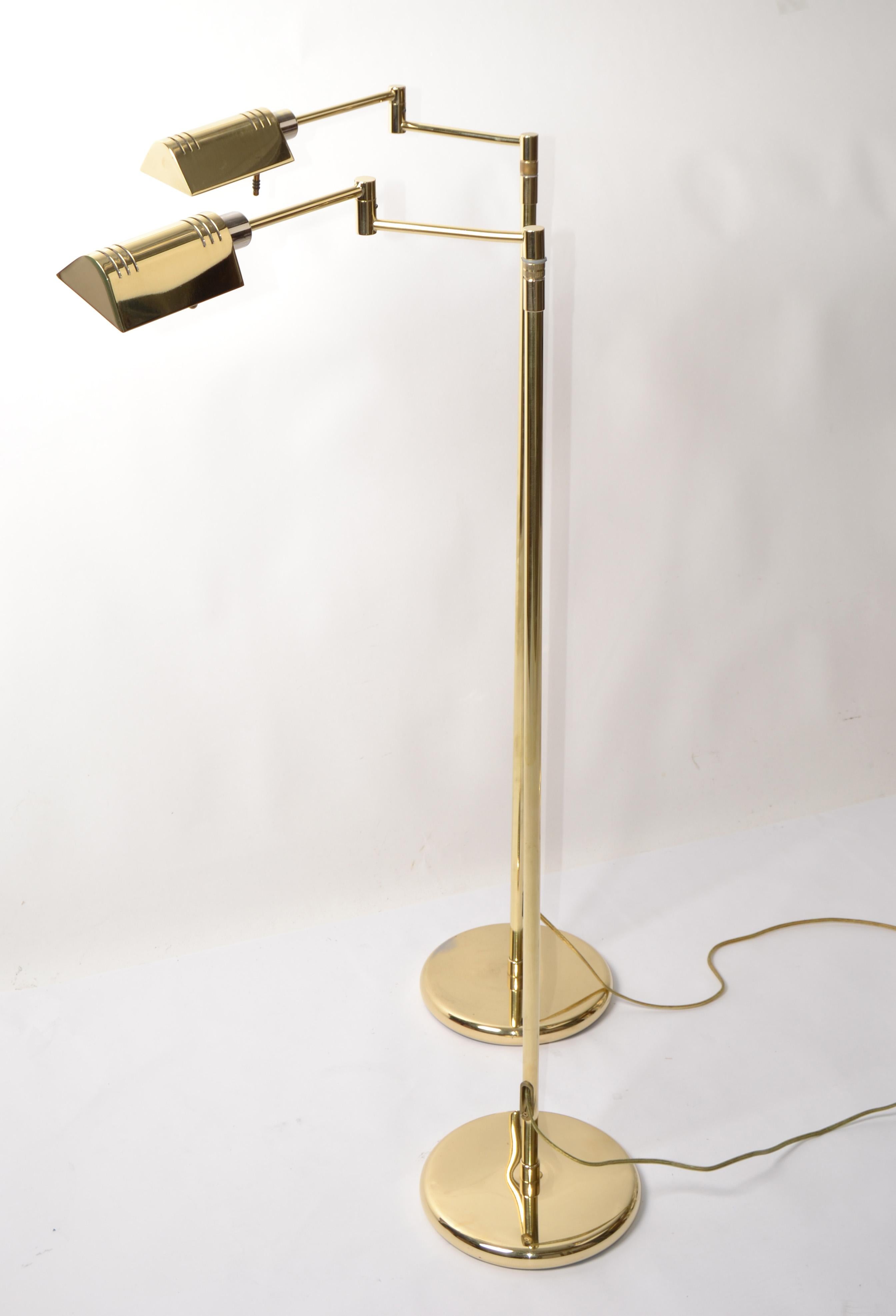 Bauhaus Paire de lampadaires réglables Holtkoetter Leuchten Hight, mi-siècle moderne en vente